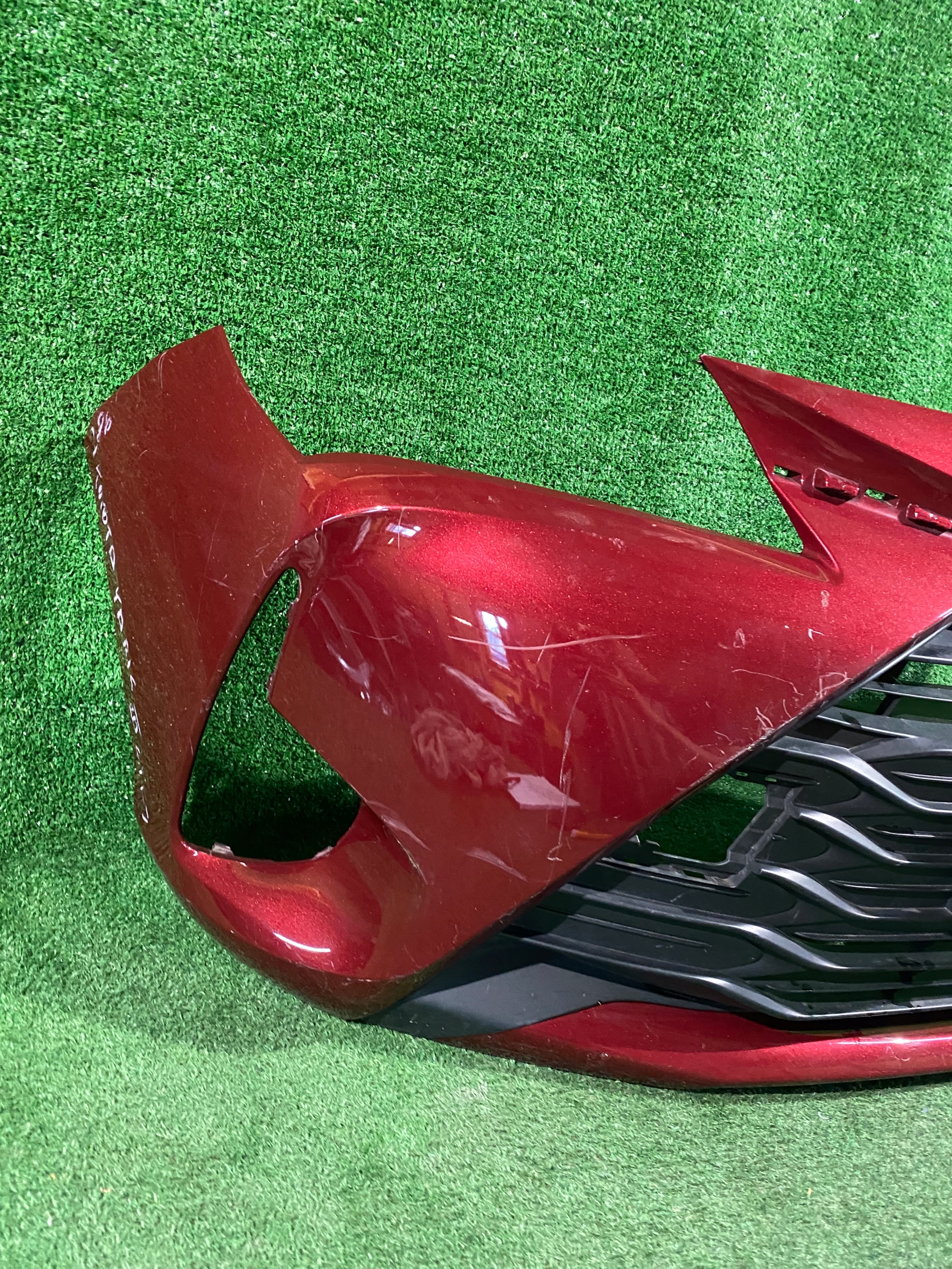 front bumper front TOYOTA YARIS III LIFT 17
