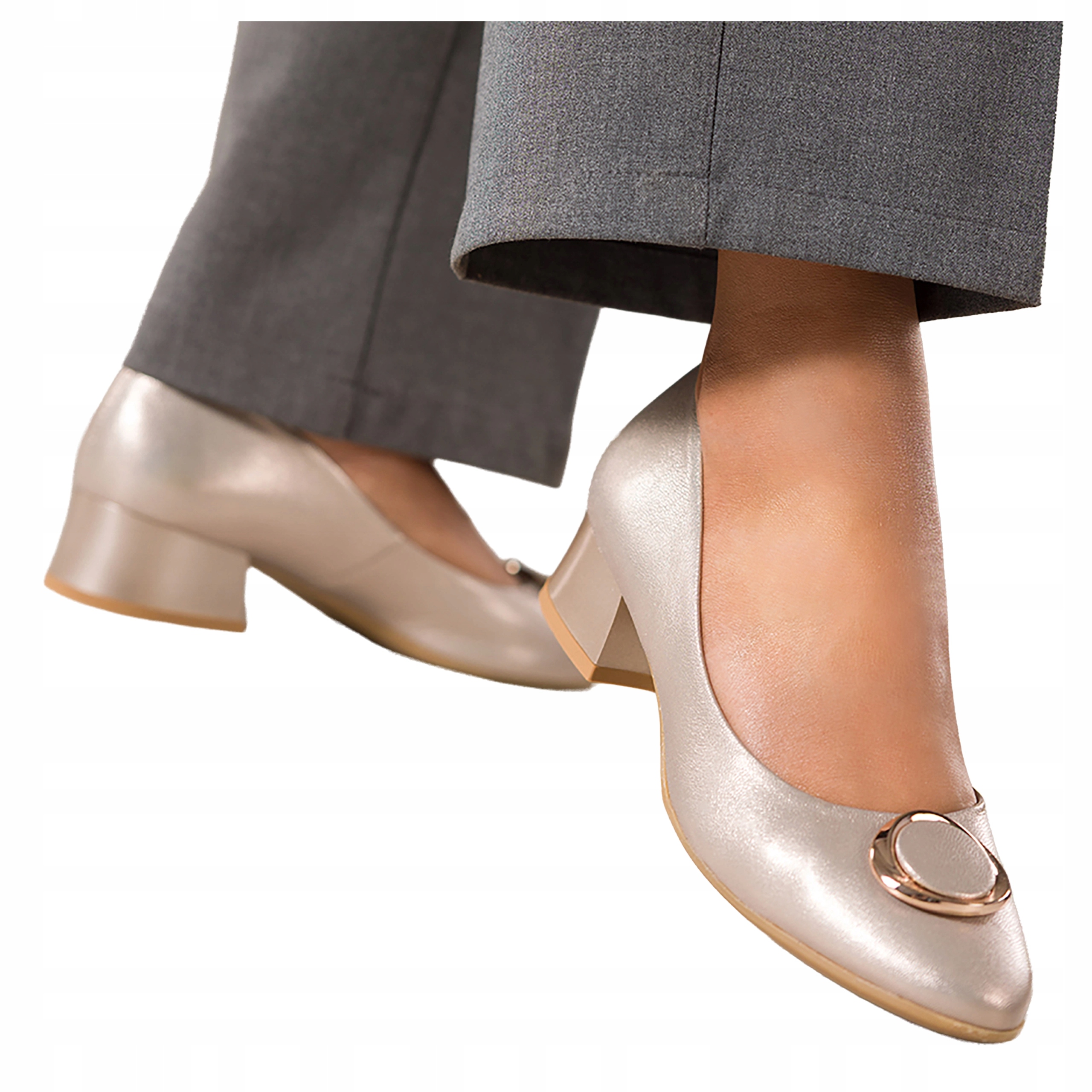 Zlaté Lodičky Dámské Nízké Kostky Zlatá Ozdoba Kožené Polské vel 37