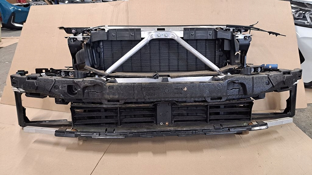 BMW G20 g21 PAS PRZEDNI BENZYNA 330i