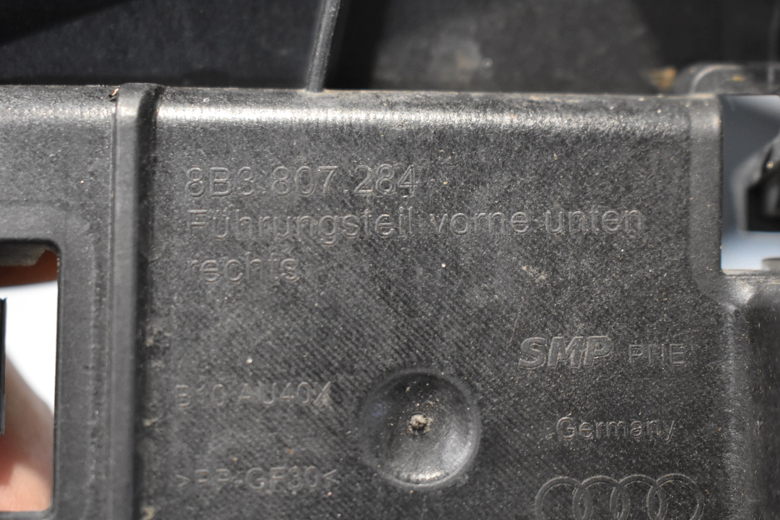 perfect condition support holder of a bumper front front right AUDI A5 B10 1