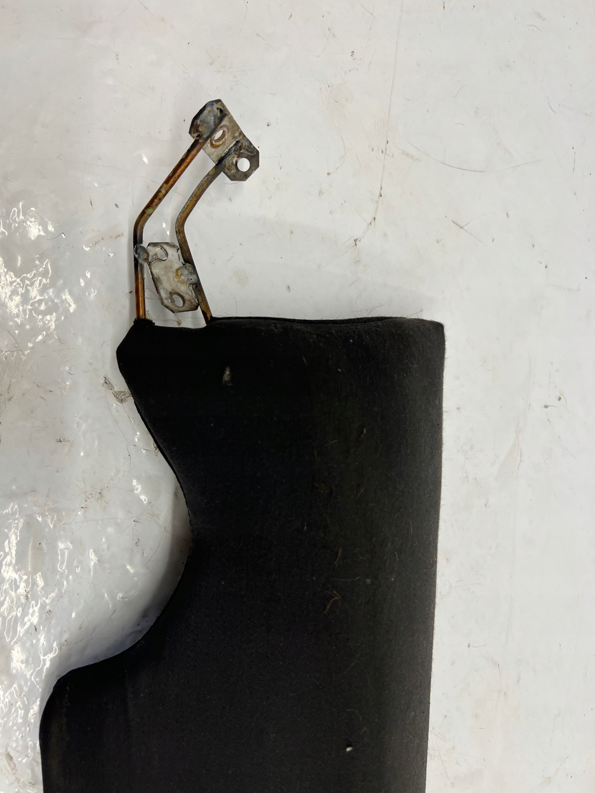 side OPARCIA KANAPY right rear part MATERIAL AUDI A6 C6 KOMBI