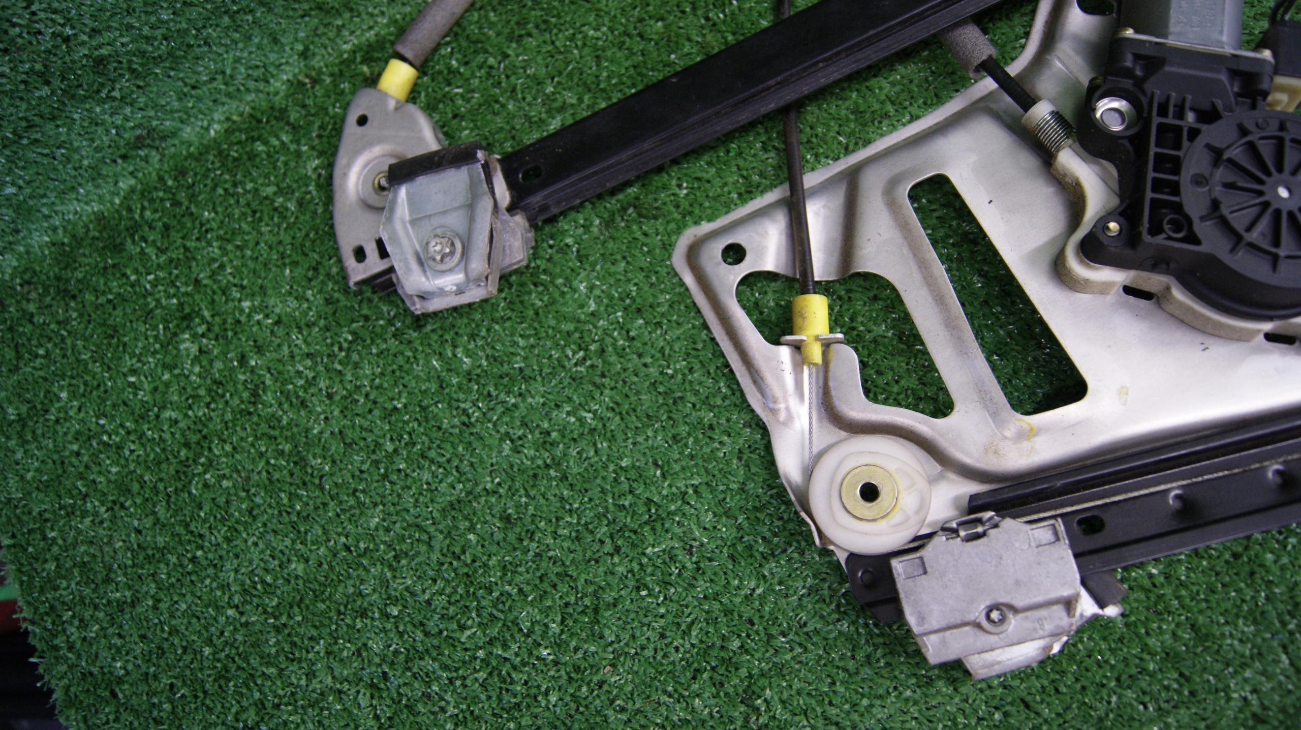 ELE mechanism windows left front LAND ROVER RANGE ROVER VOGUE III 83810199