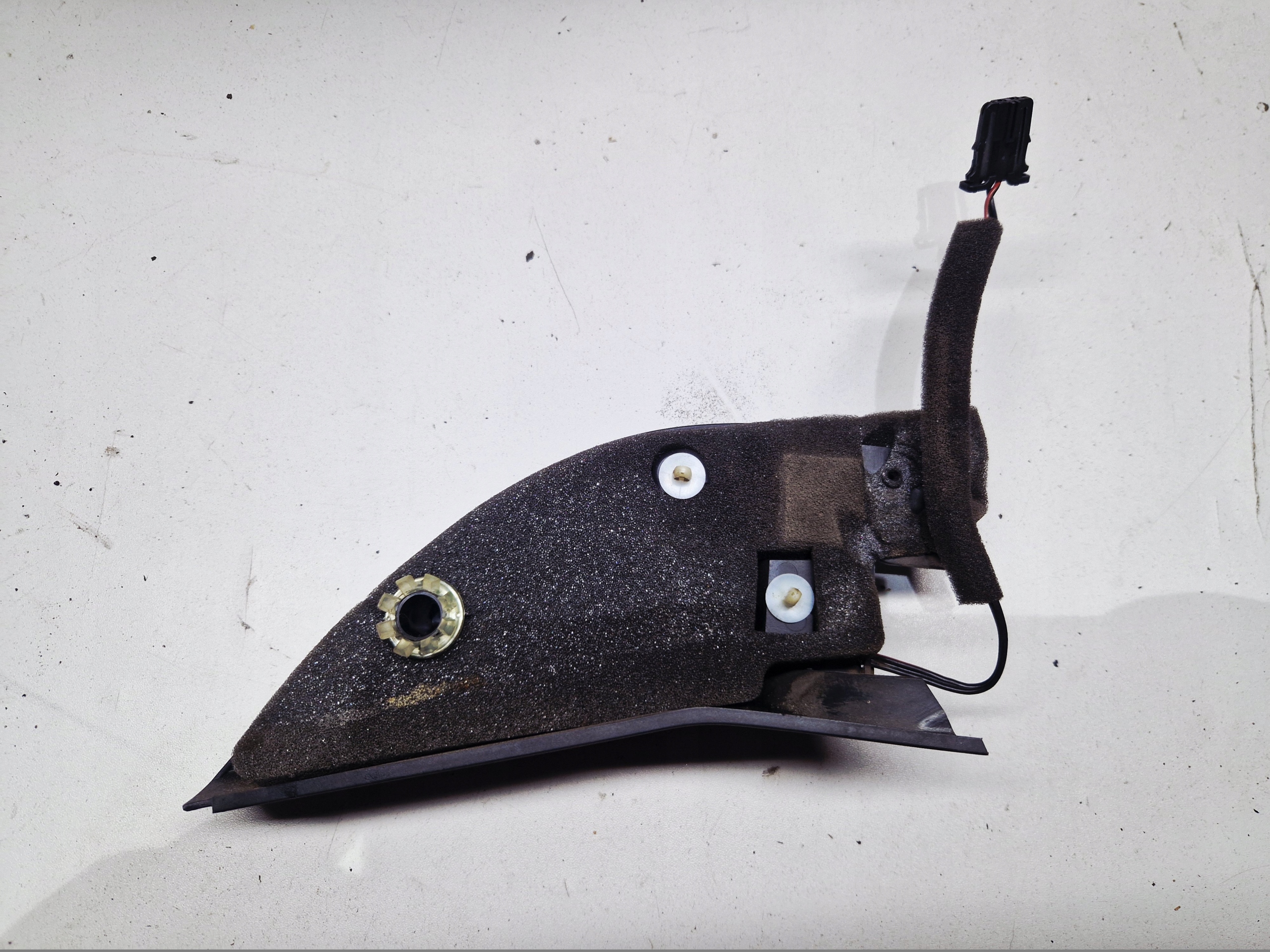 VW GOLF 5 V cover spoiler mirrors right speaker 1K0837994B