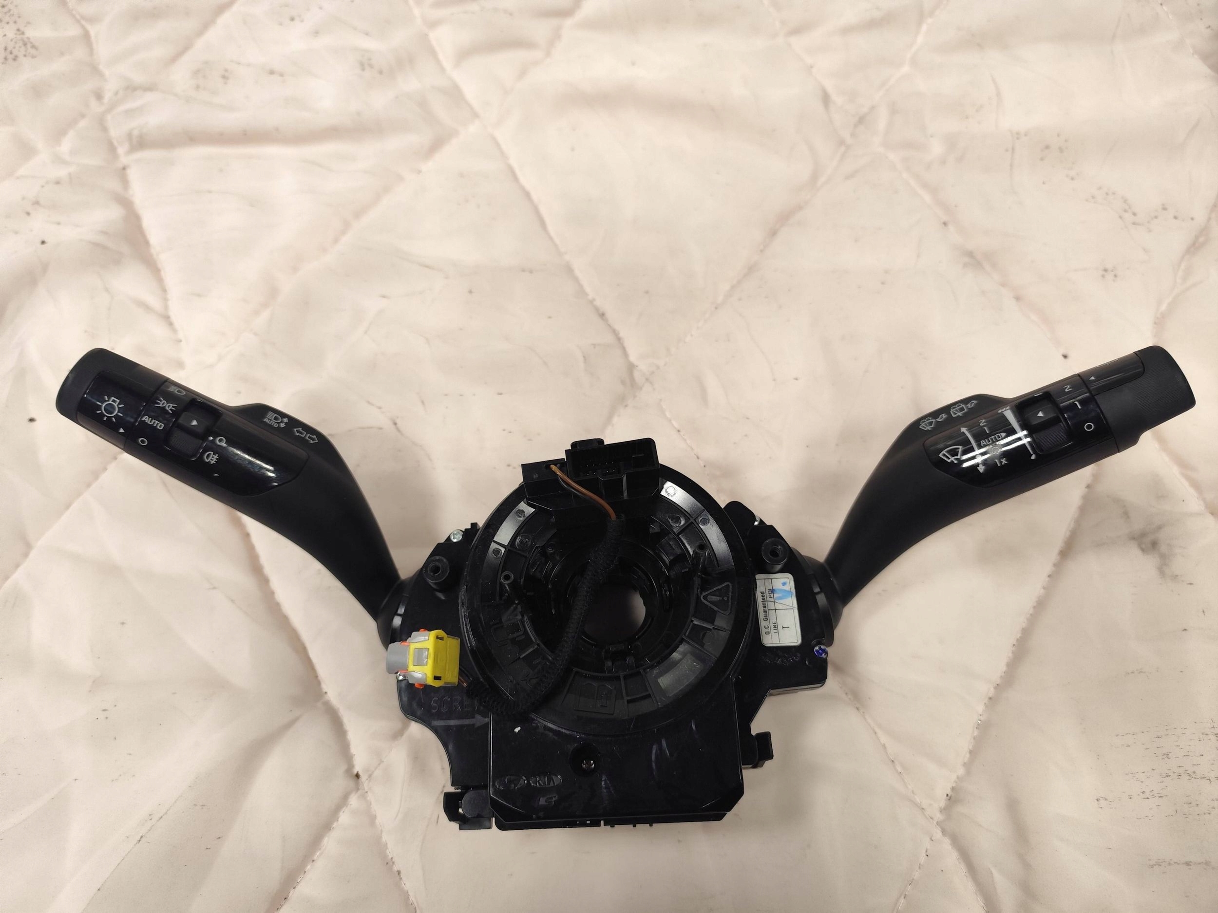 KIA SPORTAGE V steering wheel levers and controls ring control 934C5P1840