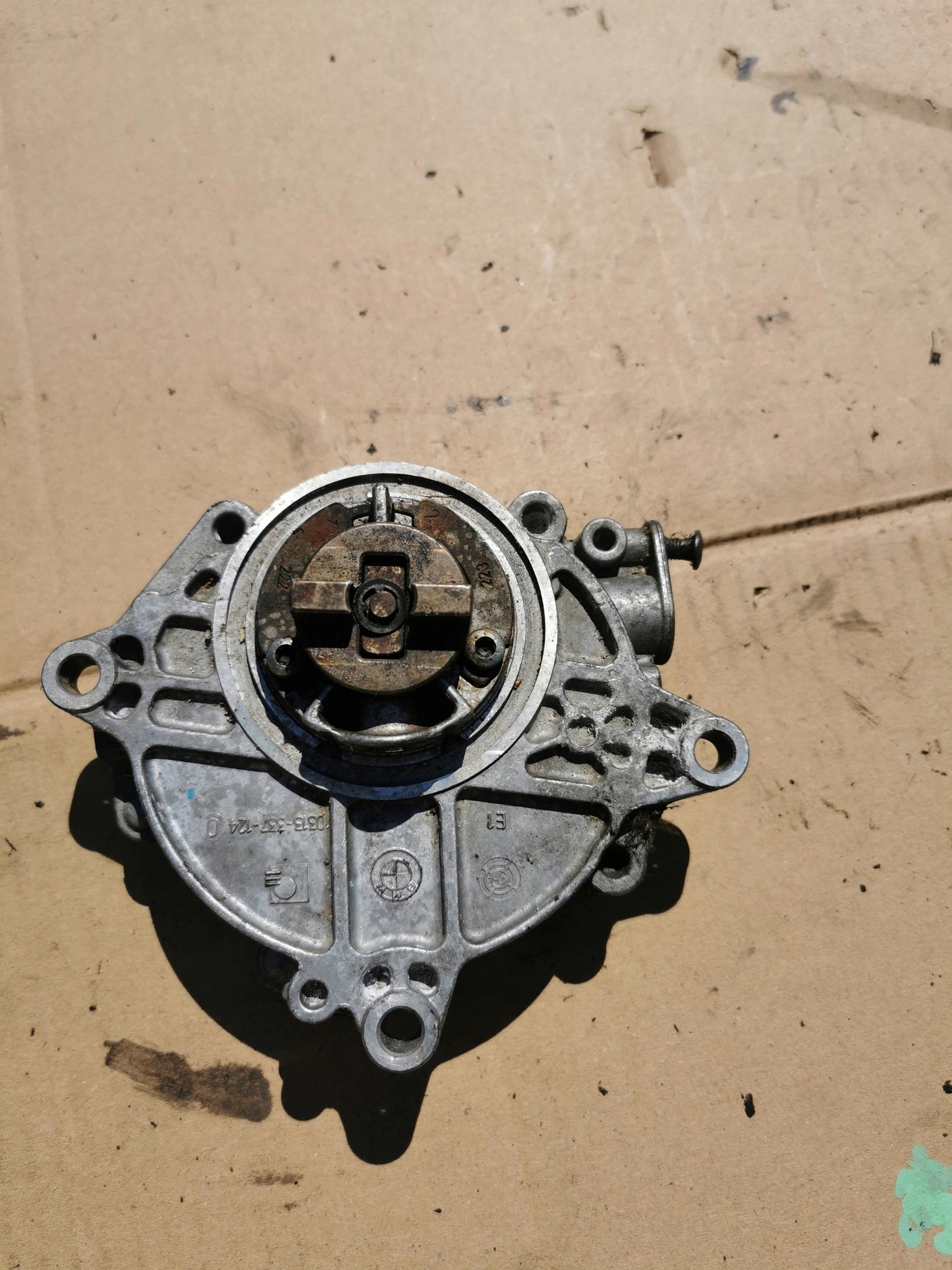 BMW E60 520I 0313-327-116 Pompa VACUM WACUM