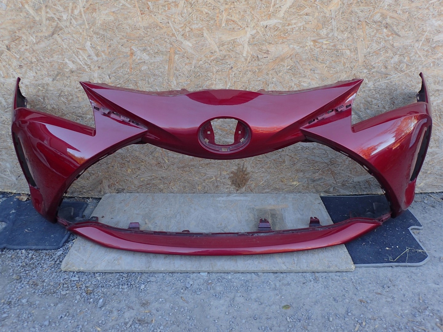 bumper front front TOYOTA YARIS 3 III LIFT 17