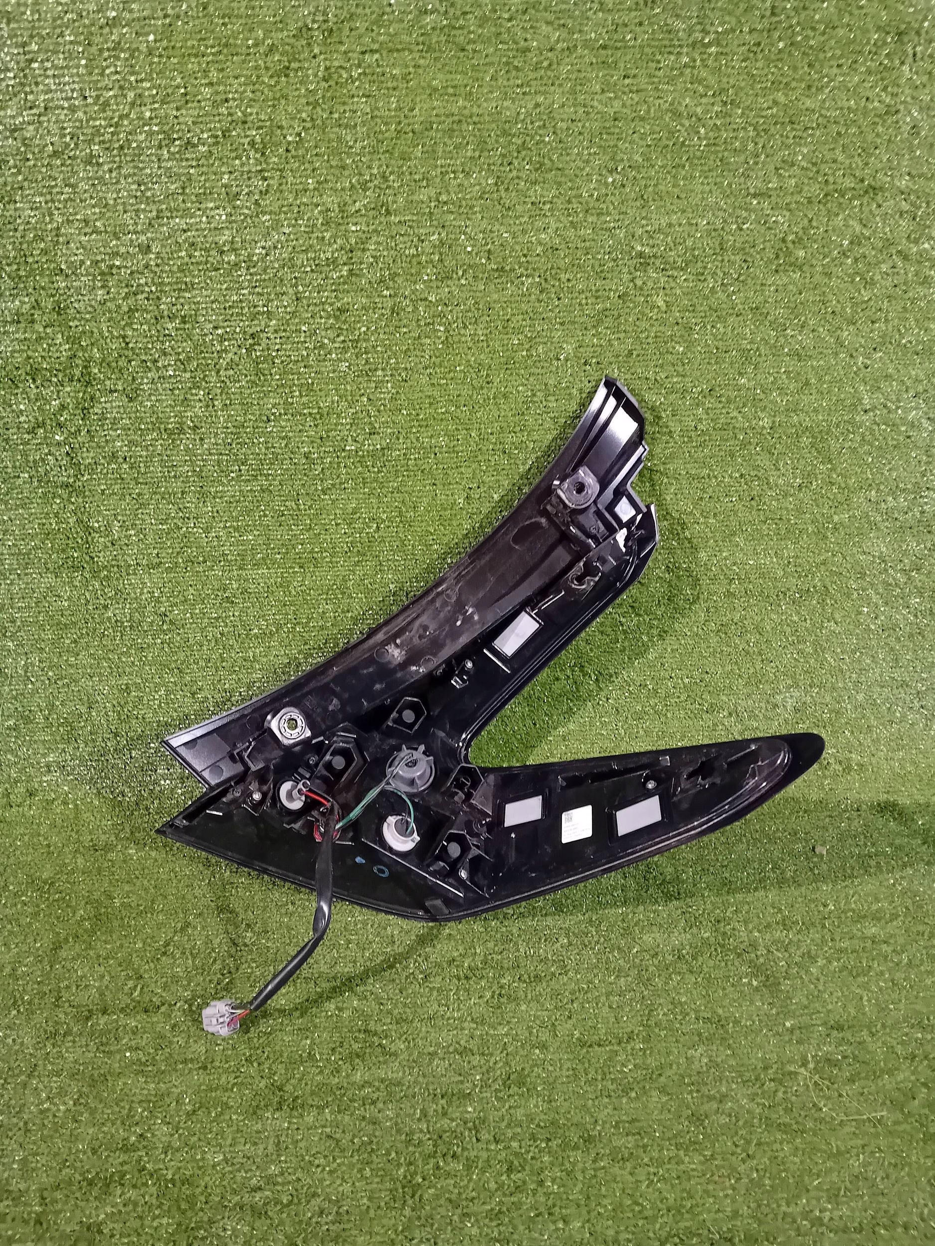 light rear part rear NISSAN LEAF II ZE1 20- NR.109