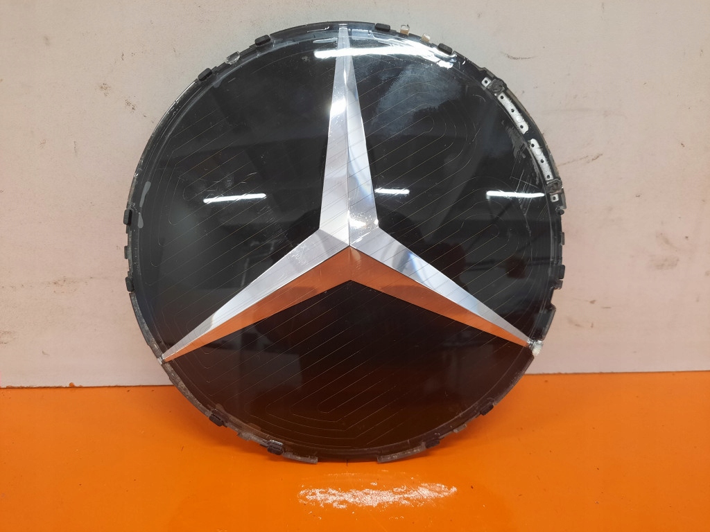 MERCEDES W 213 E-KLASA 20-23 LOGO EMBLEMAT ZNACZEK A0008880000