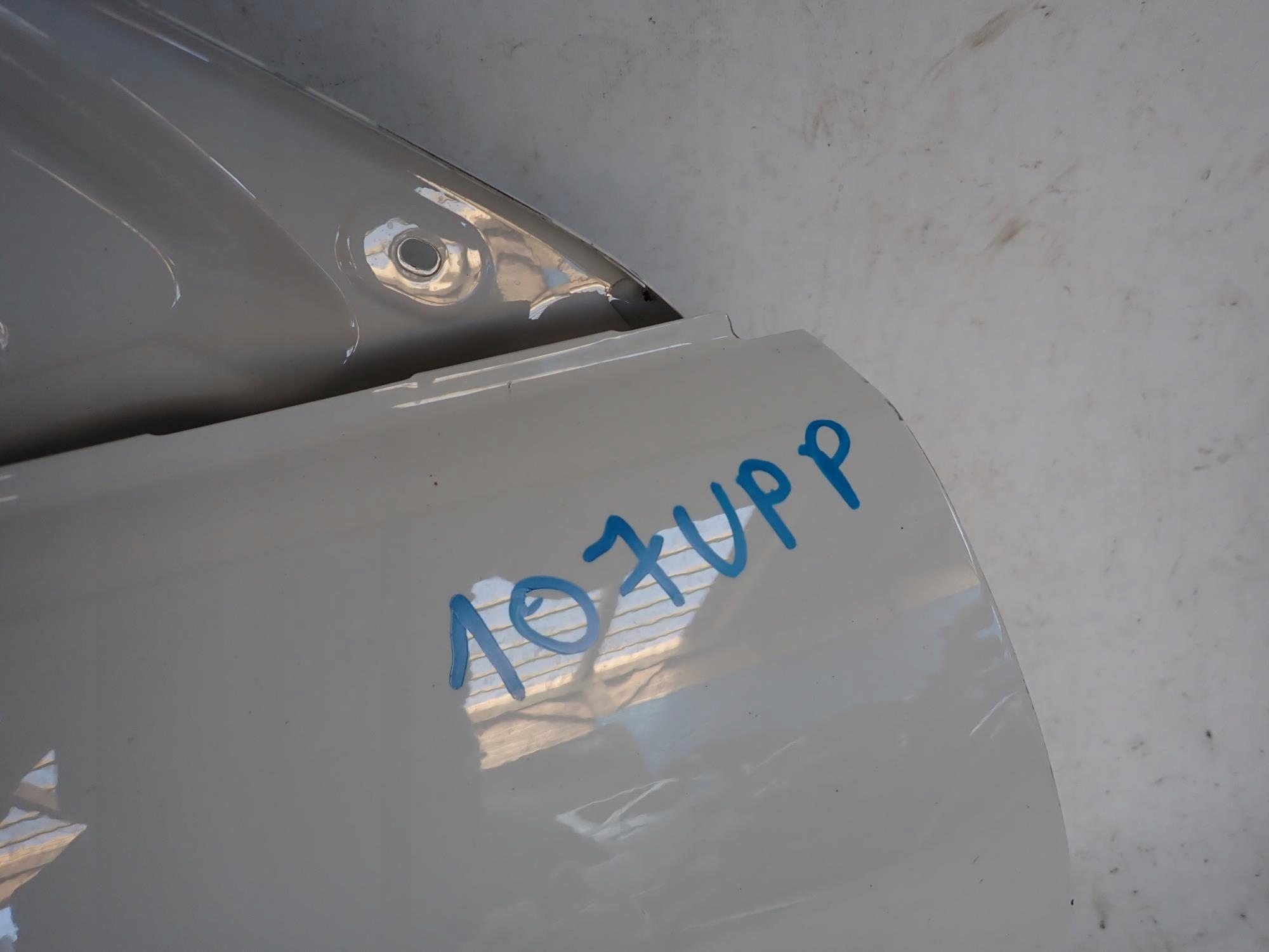 BMW 1 F40 19-> door front front right