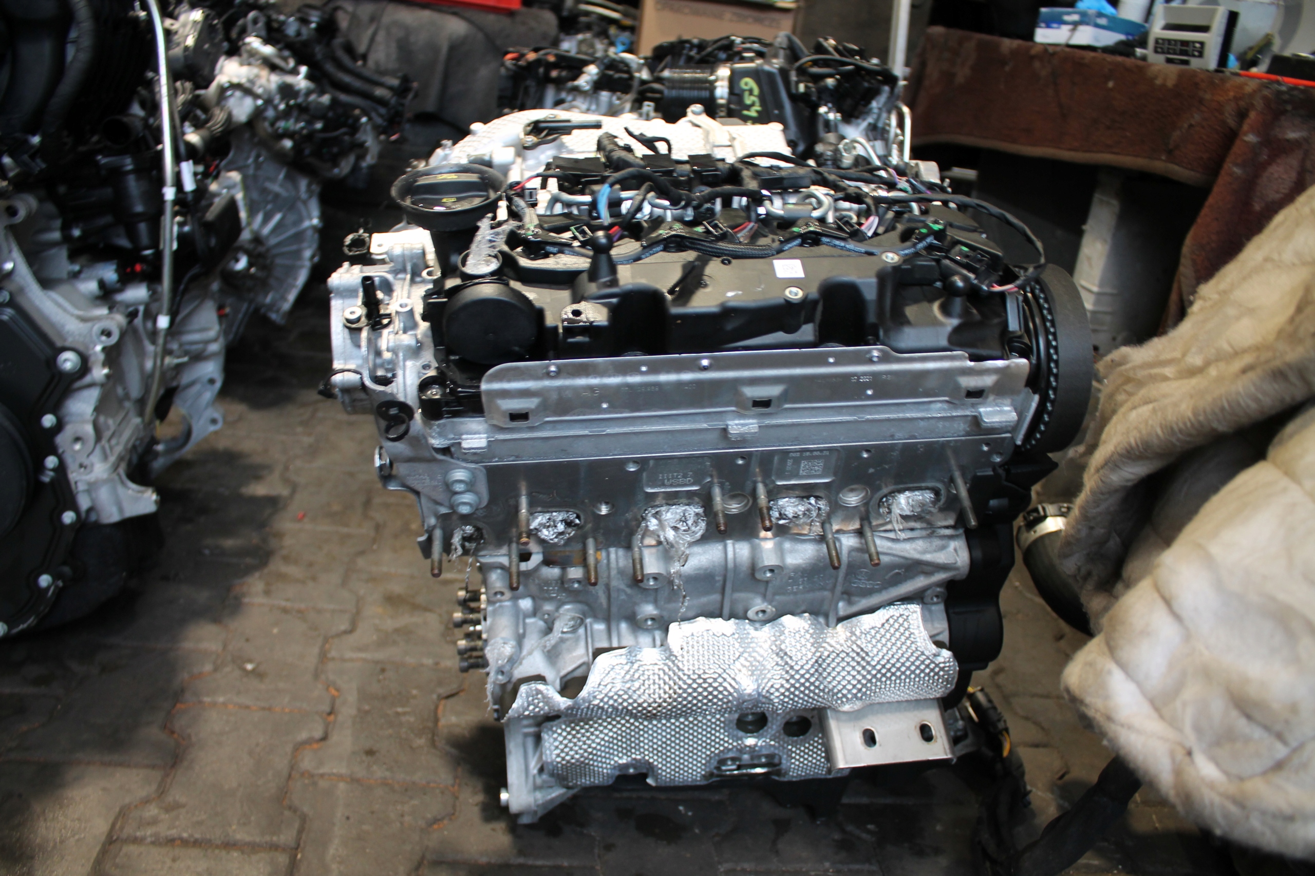 engine complete AUDI 2,0 TDI DTN 10 TYSKM does not have TURBO