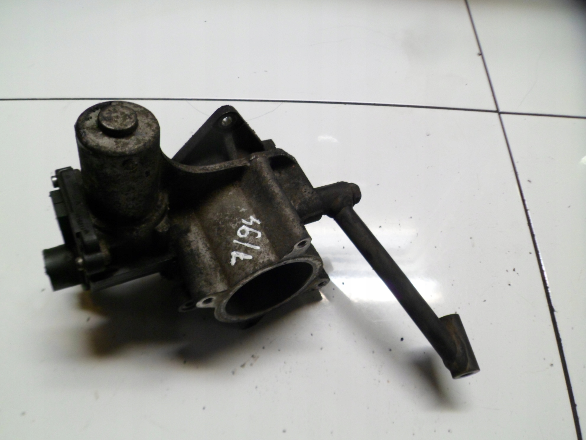 VW CRAFTER 2.5TDI BJK egr ventil 076131501B