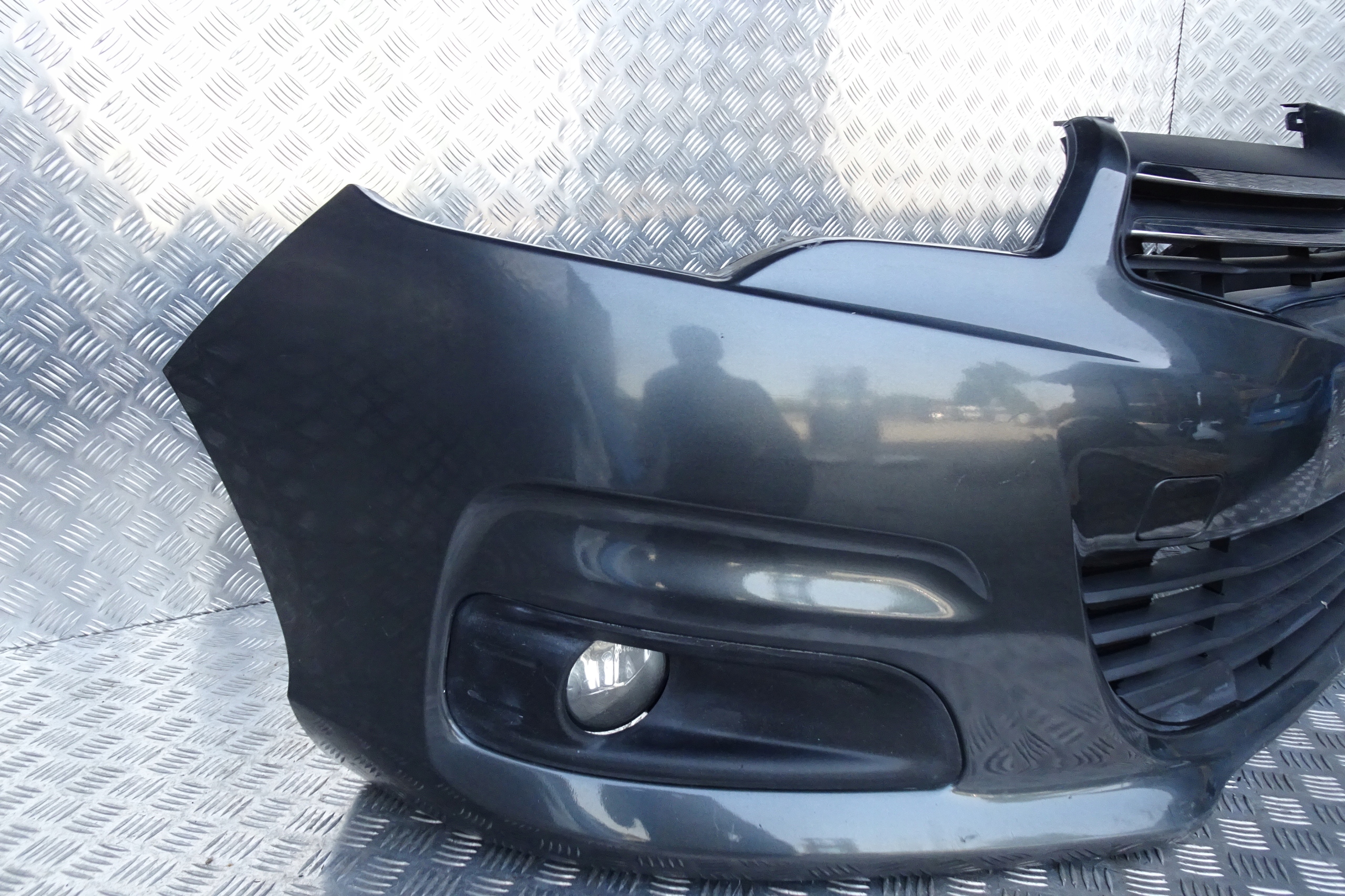 CITROEN C4 II B7 бампер передний