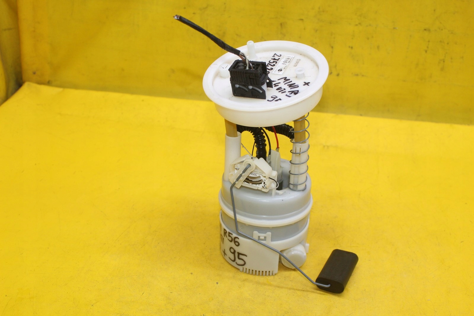 НАСОС НАСОС ДАТЧИК ПАЛИВА MINI УАН R56 R55 1.4 1.6 VTI 2752287