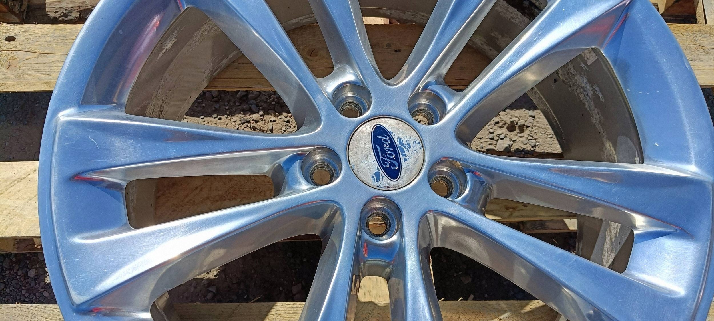disk hliníkový disk 20" R20 Ford Explorer 2016