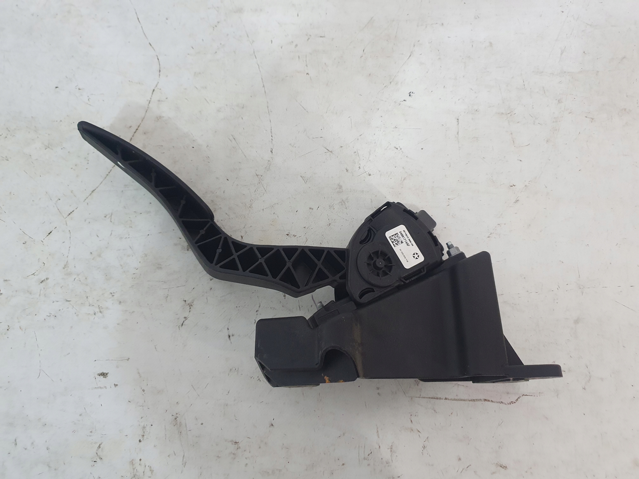 DODGE CHARGER CHALLENGER 15- 3.6 Gaspedal 04861714AF