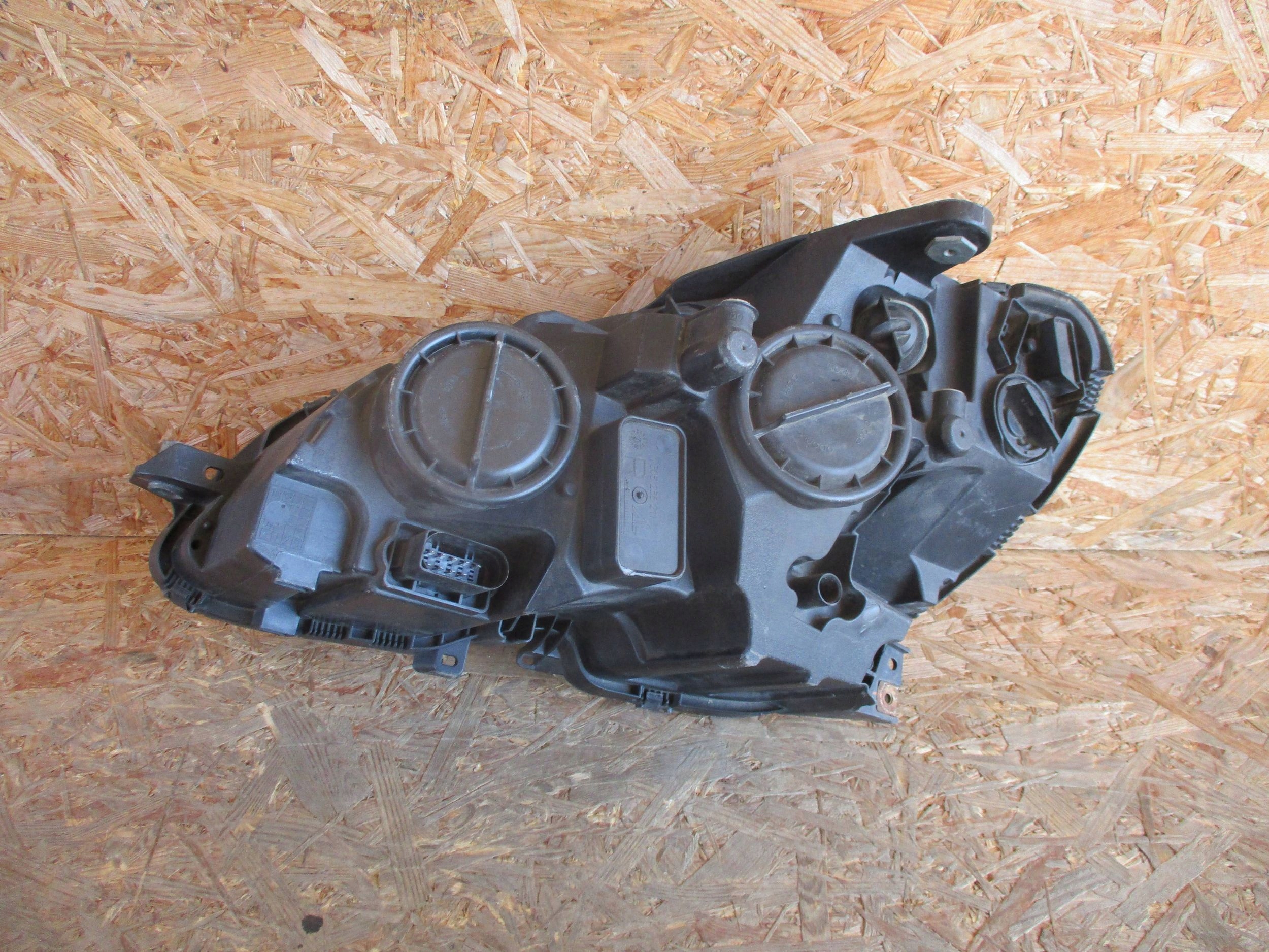 light front front right MERCEDES C-KLASA W204