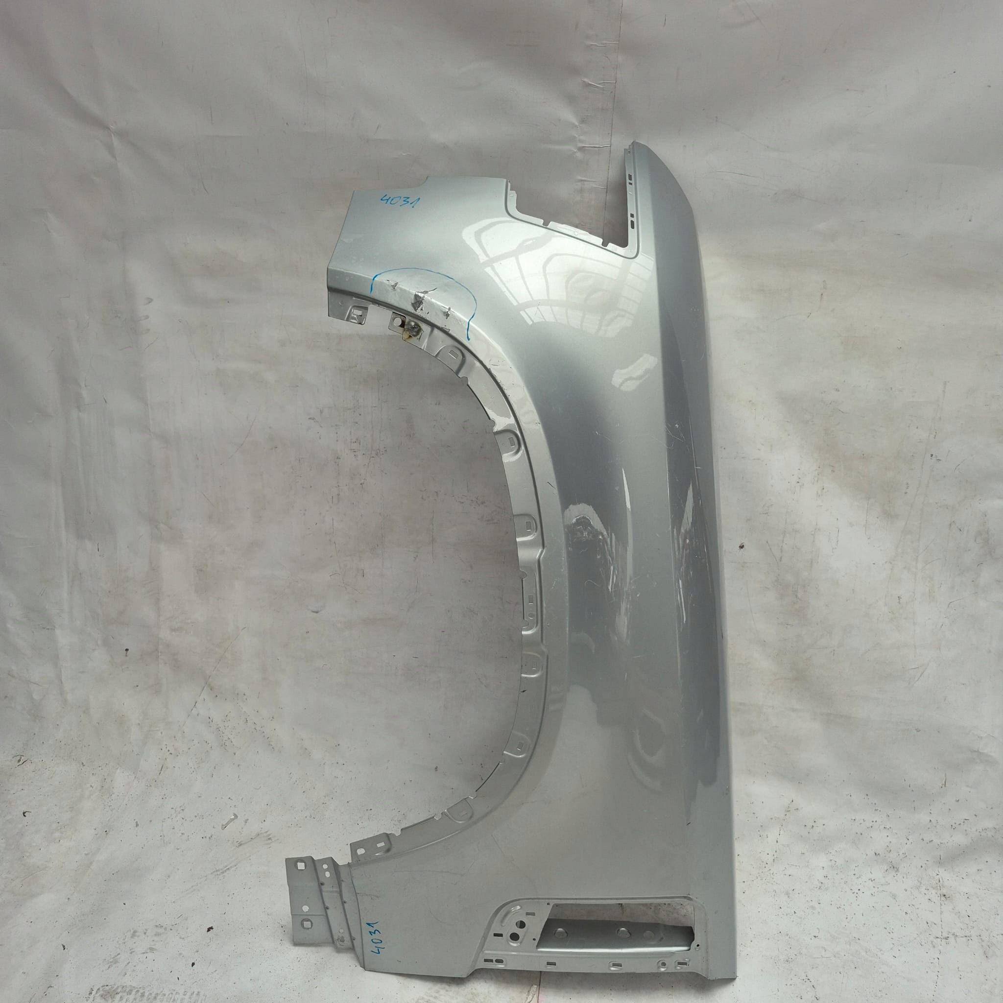 LAND ROVER DEFENDER II 2 20-> fender front front left