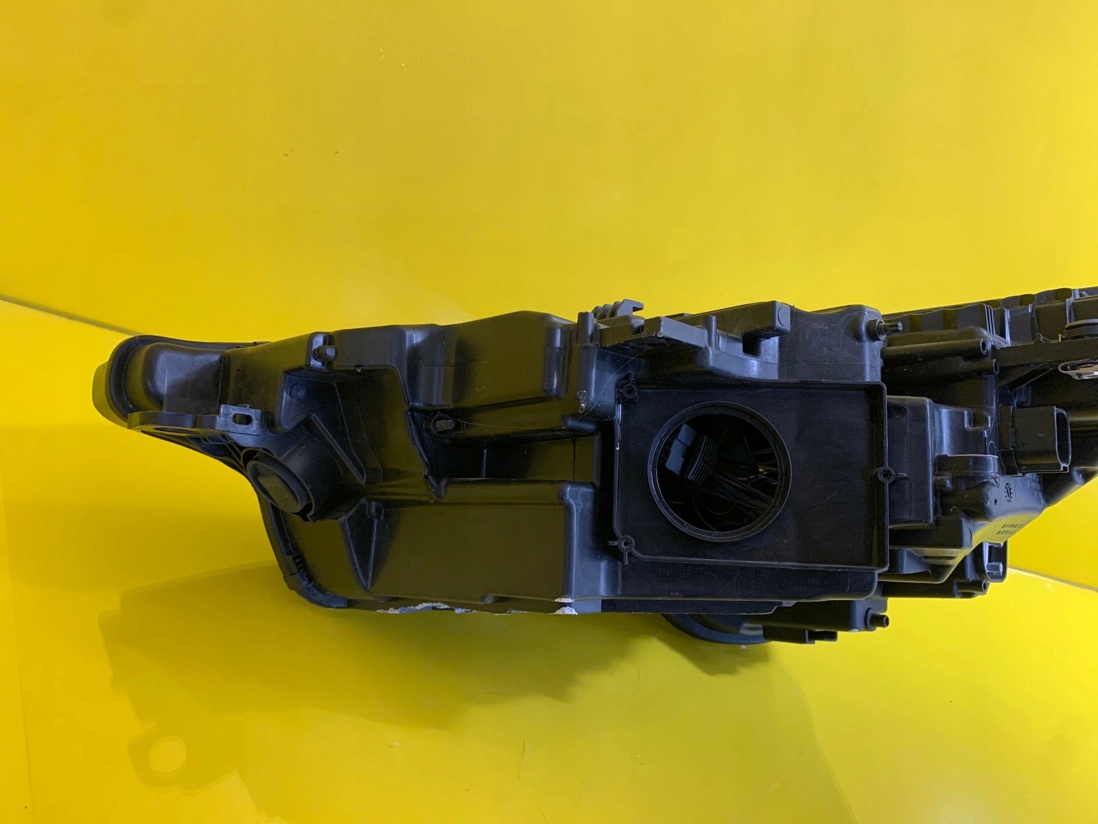 Audi E-Tron 4KE light right front 4KE941040D