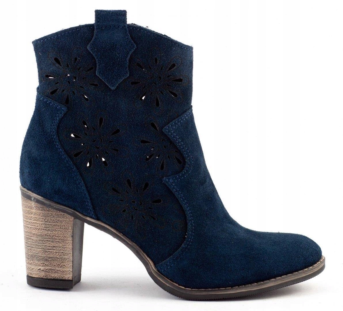 Semišové kotníkové boty Lena na podpatku s ažurovými výřezy, tmavě modré, velikost 36