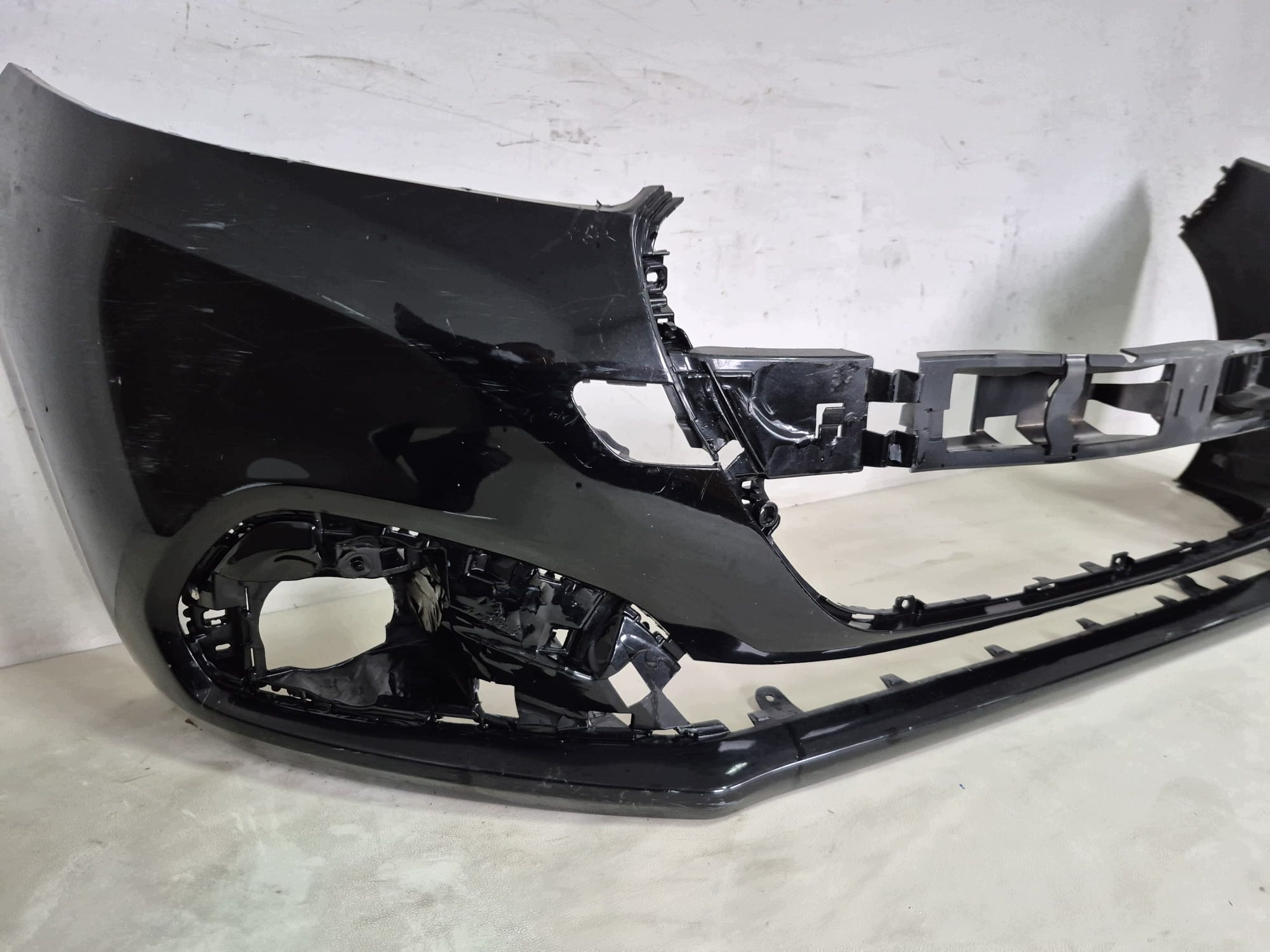 PEUGEOT 208 and 1 LIFT 15-19 bumper front front