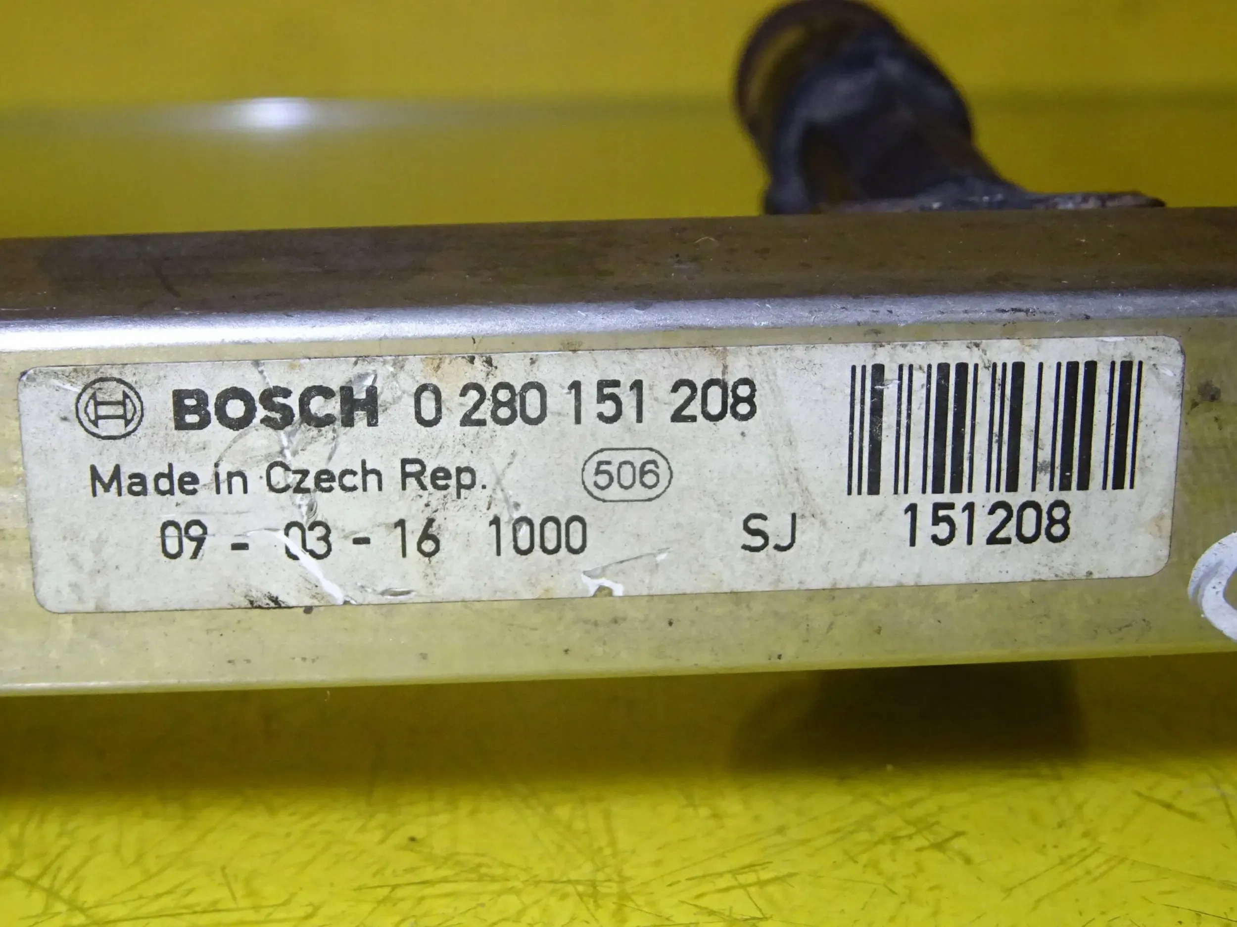 топливная рейка форсунка opel Meriva A 1.4b 0280158501 NR52
