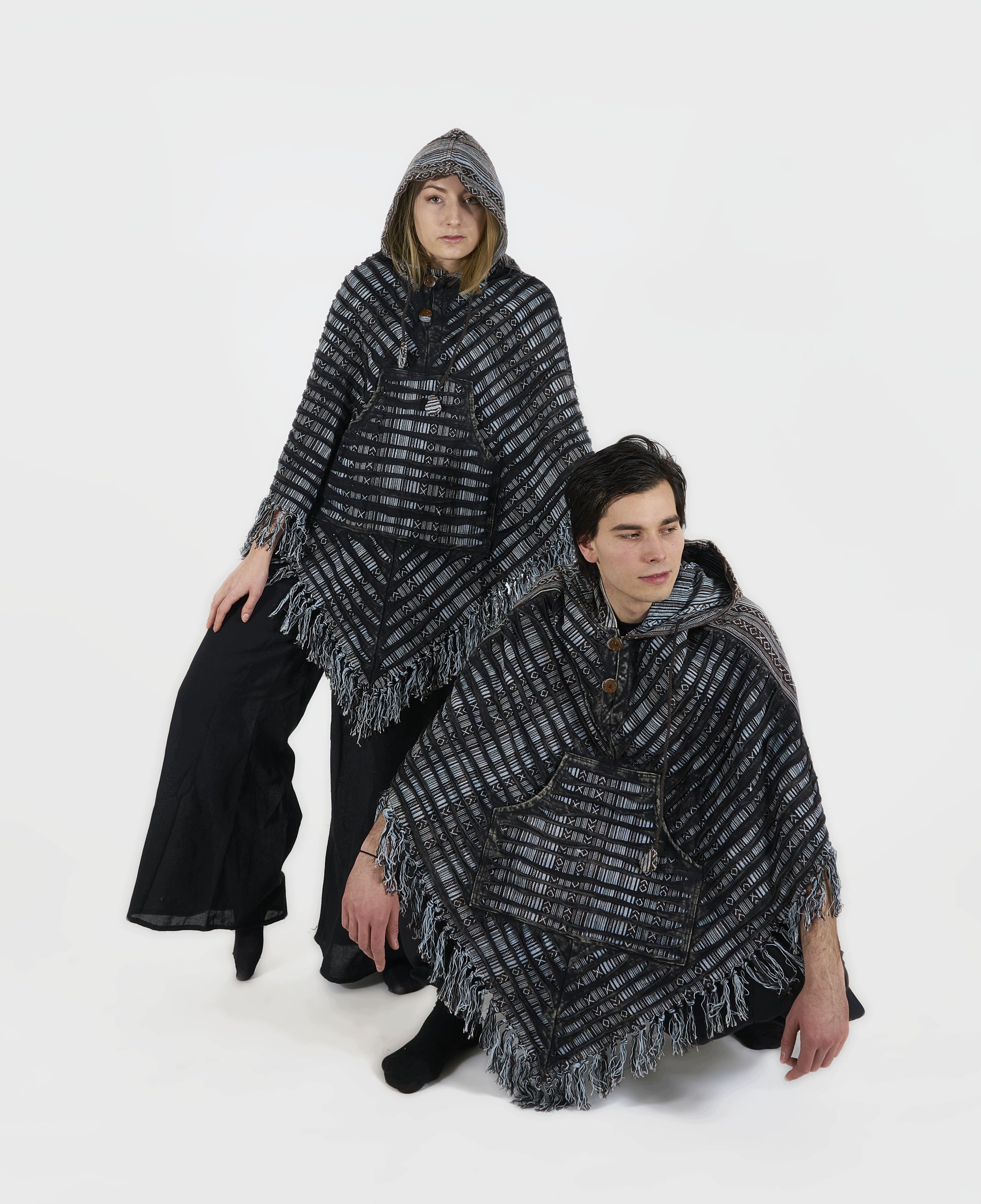 Teplé Etno Poncho pláštěnka Pončo s kapucí z Nepálu psychedelická