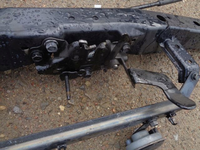 7777766 - Nissan Juke замок капота капота