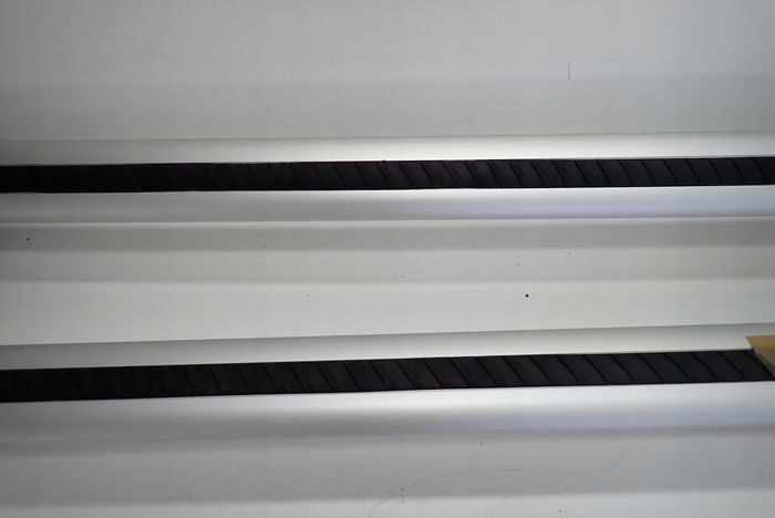AUDI Q8 SQ8 18- Dachreling dach 4M8860019