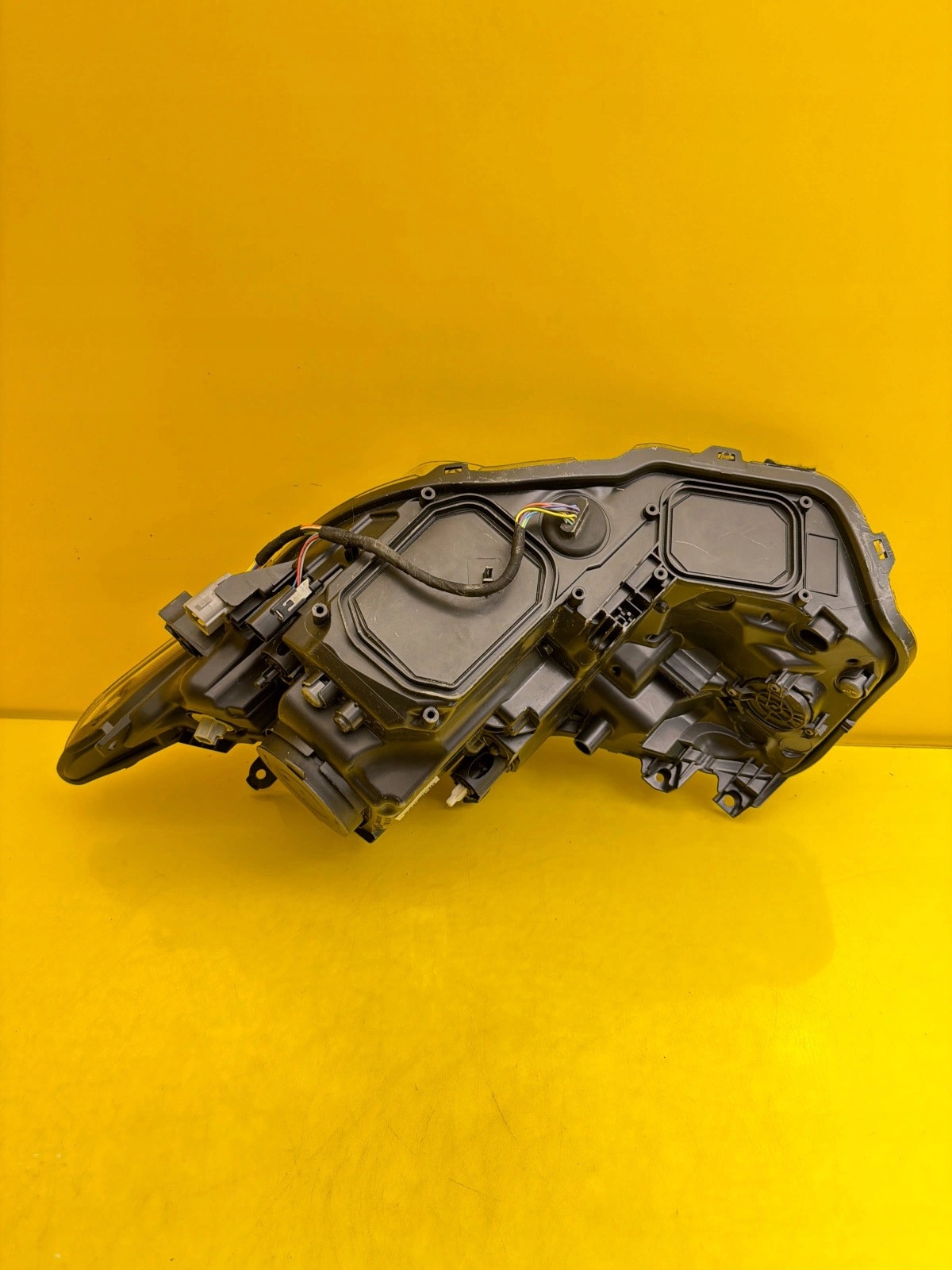 light right front Toyota Auris II Lift 2015- Full Led 81110-02K60