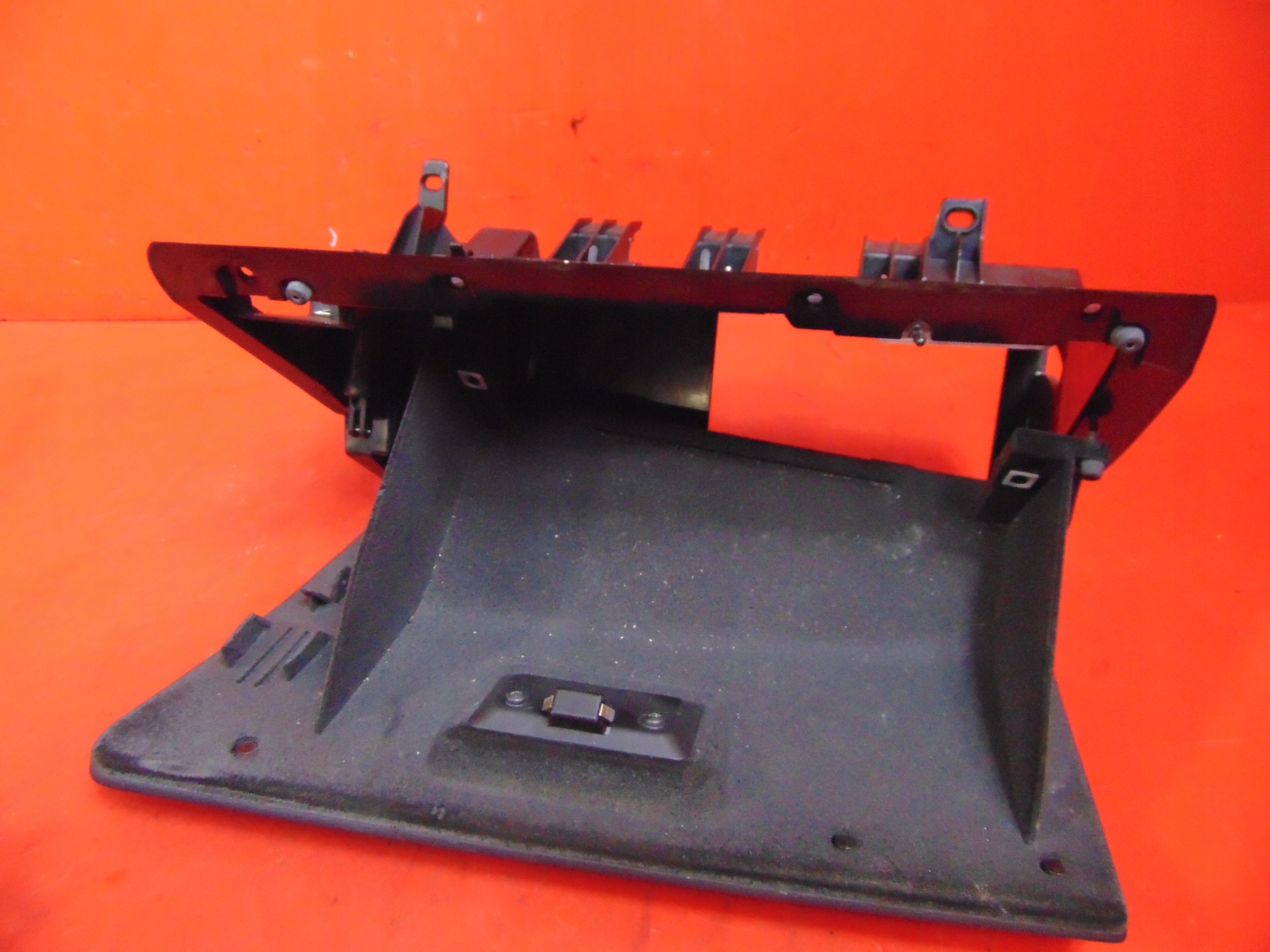 BMW 3 E90 E91 Handschuhfach des Beifahrers EUROPA 7075479