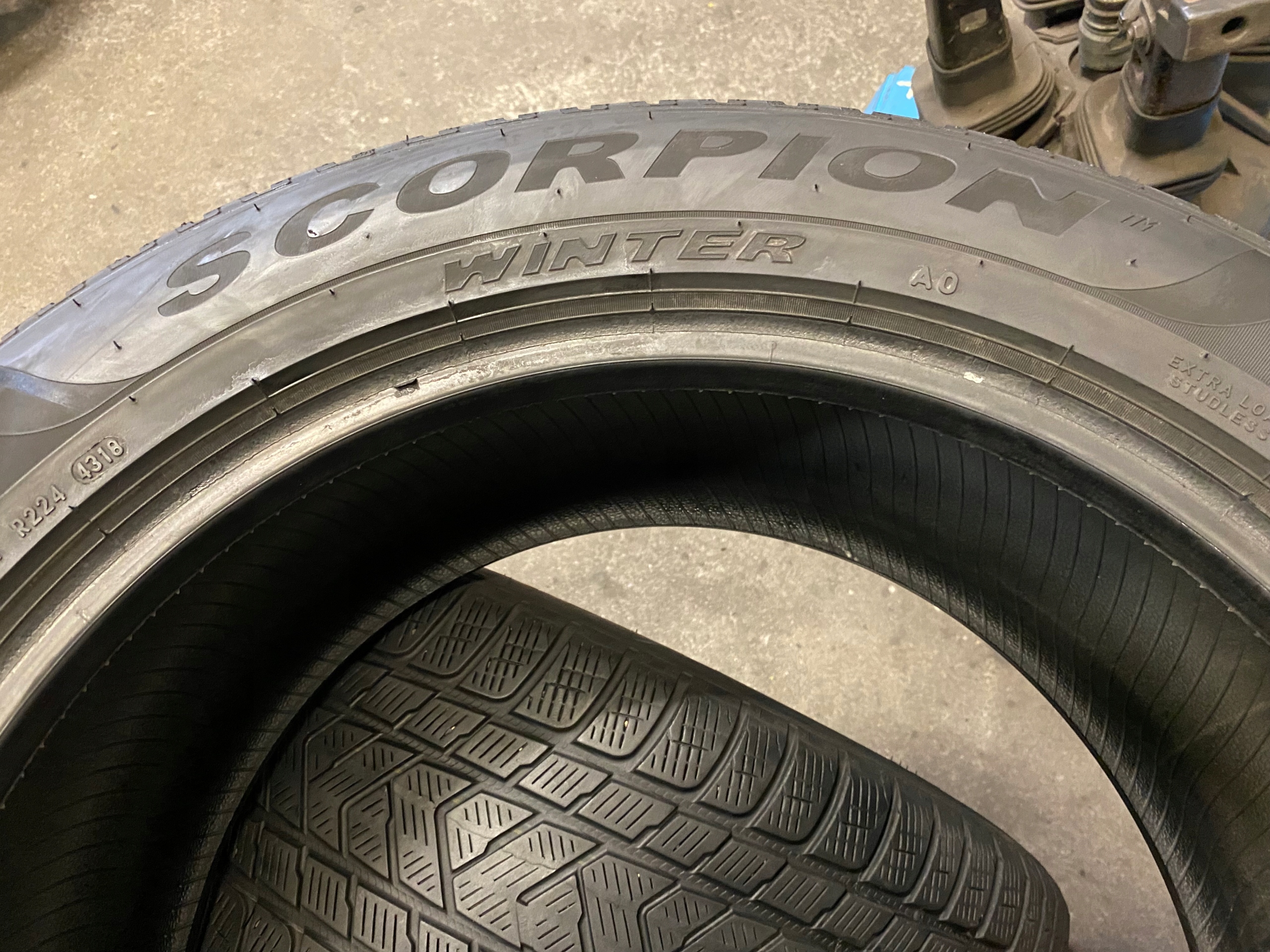 2 tyres winter 285/45R20 Pirelli SCORPION WINTER