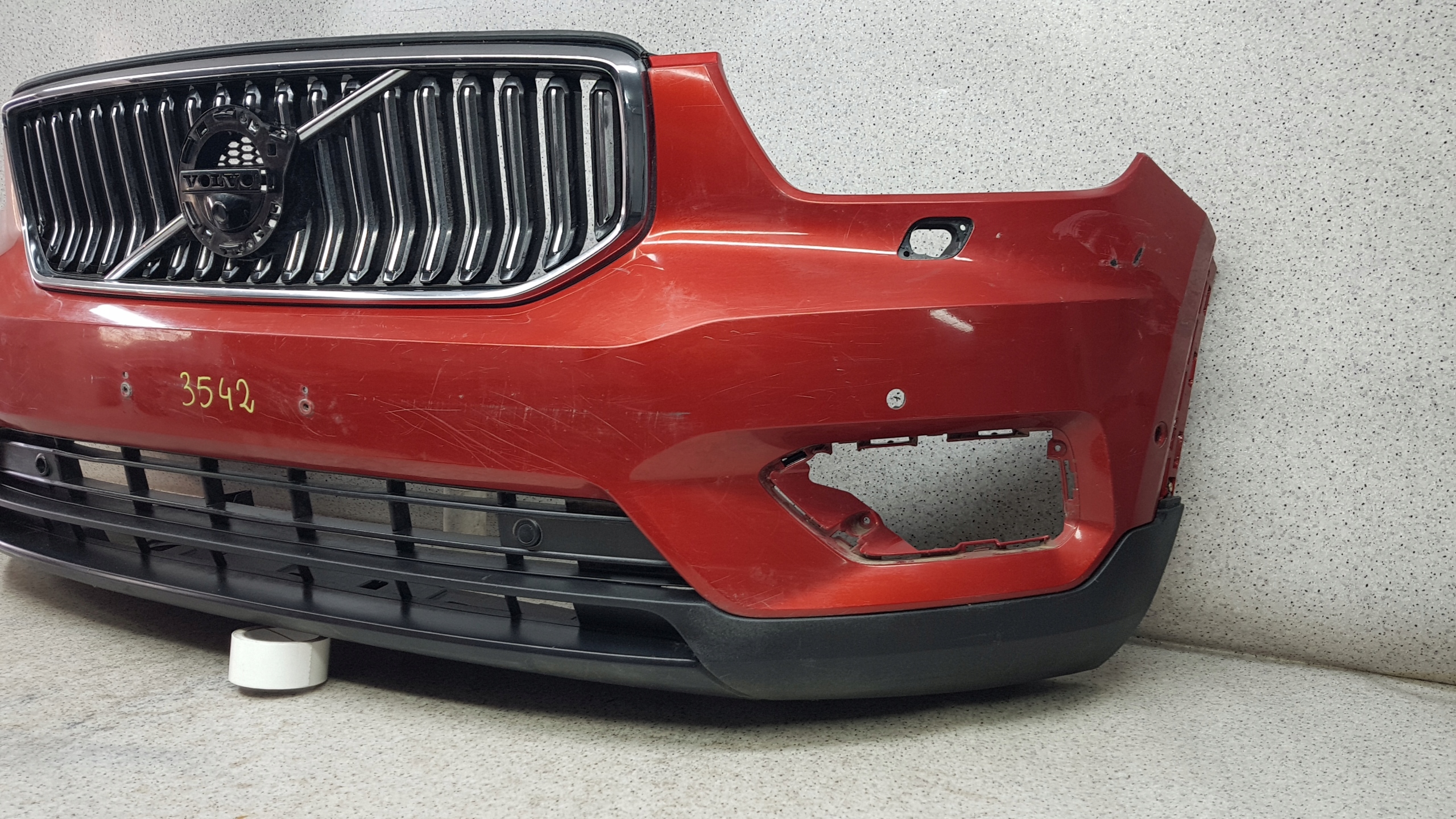 VOLVO XC40 XC 40 2017 - bumper front 3542