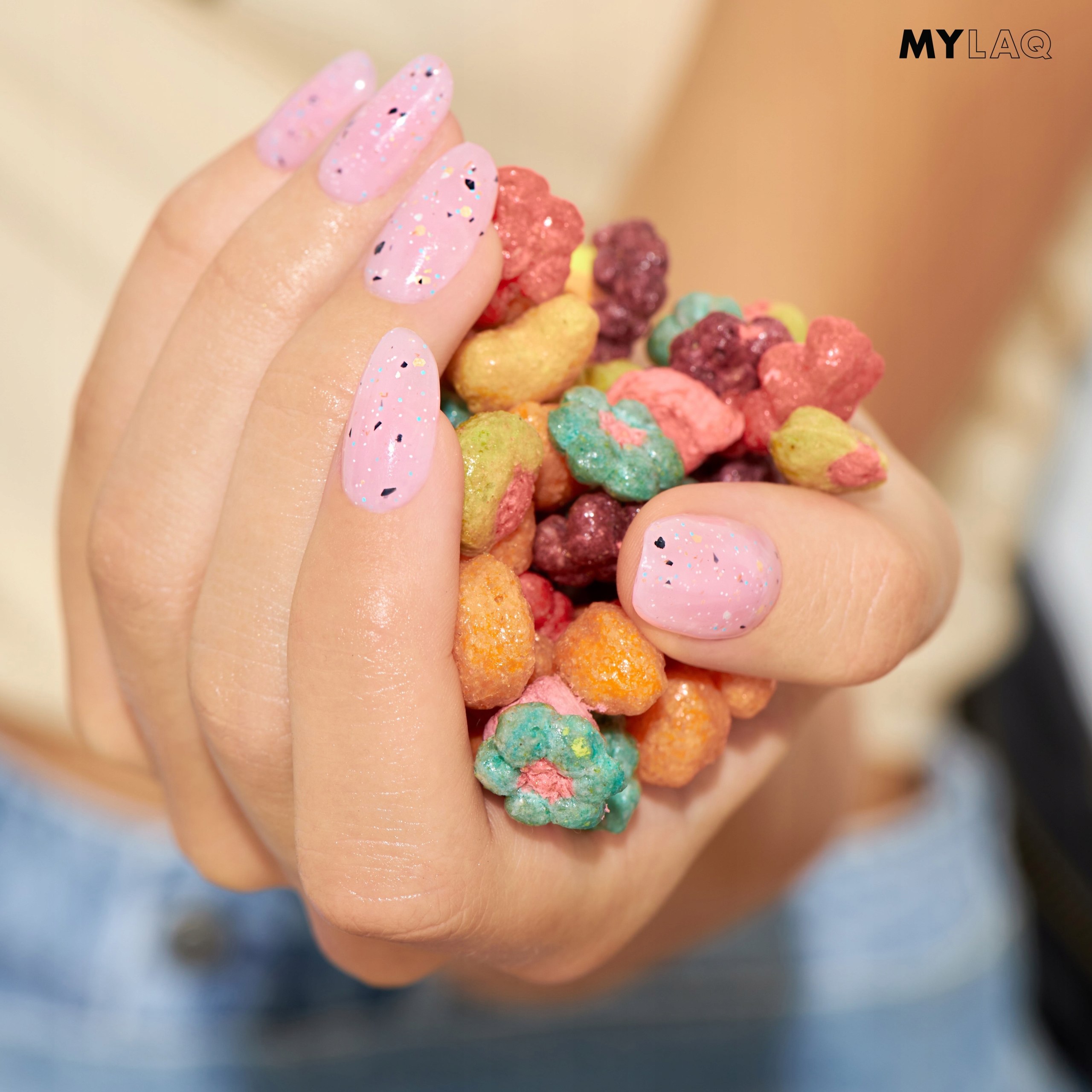 MYLAQ Różowy Lakier Hybrydowy My Pink Flakes 5 ml Marka MylaQ