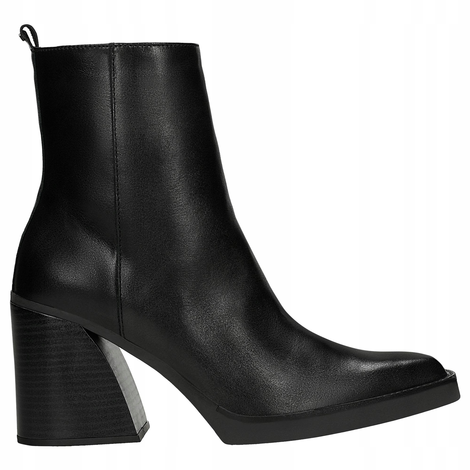 Černé kožené dámské kotníkové boty s masivním podpatkem vel. 39
