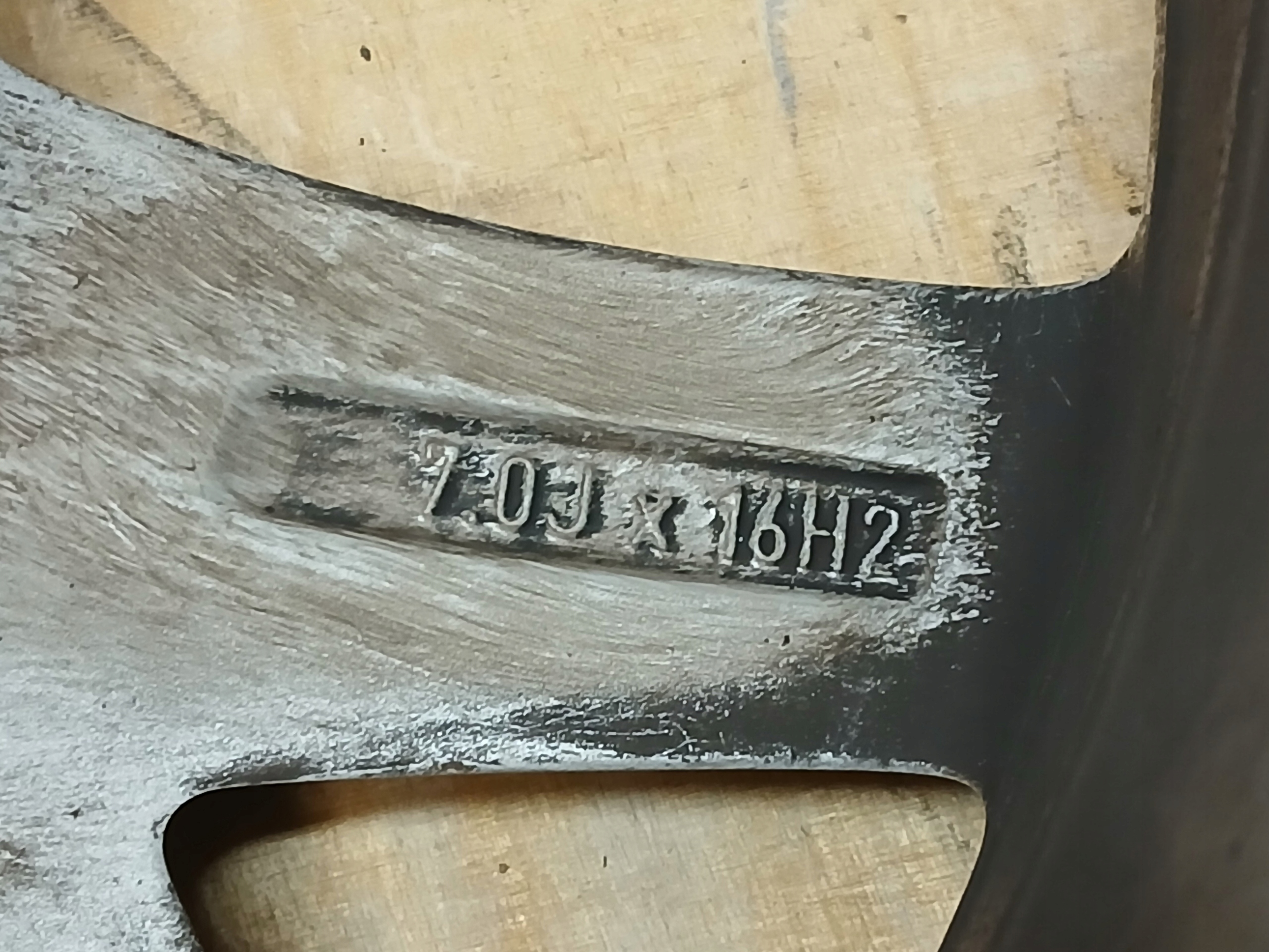 disk hliníkový SEAT LEON IV 4 7J 16" ET43 5X112 5FA601025