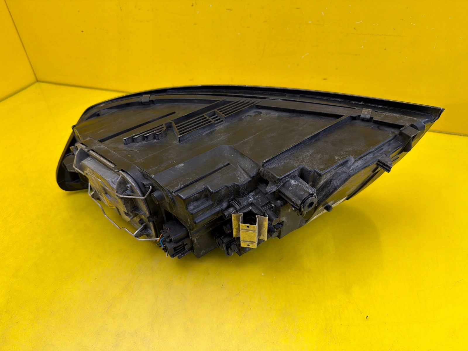 light right Volvo S40 V50 Lift 2007-2012 31265699 Xenon
