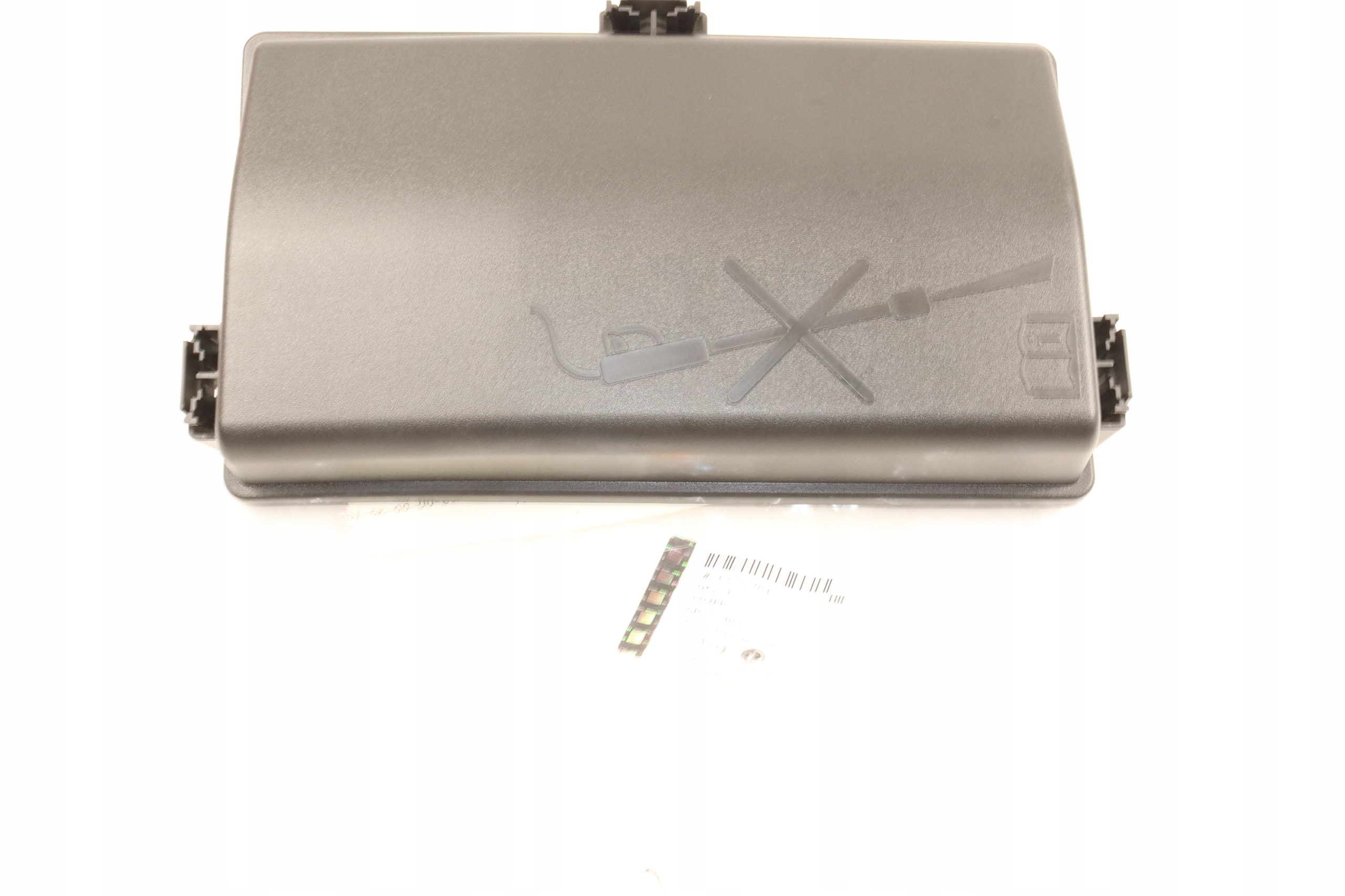 OPEL INSIGNIA A POKRYWA SKRZYNKI BEZPIECZNIKOW Part number 13222784