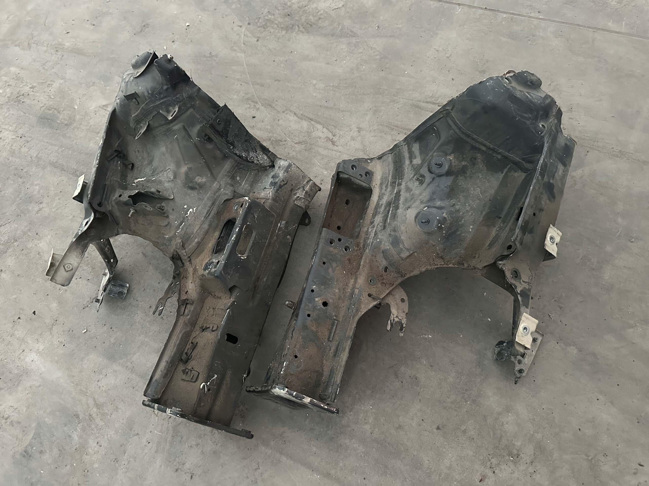 VW PASSAT B8 3G front body quarter left