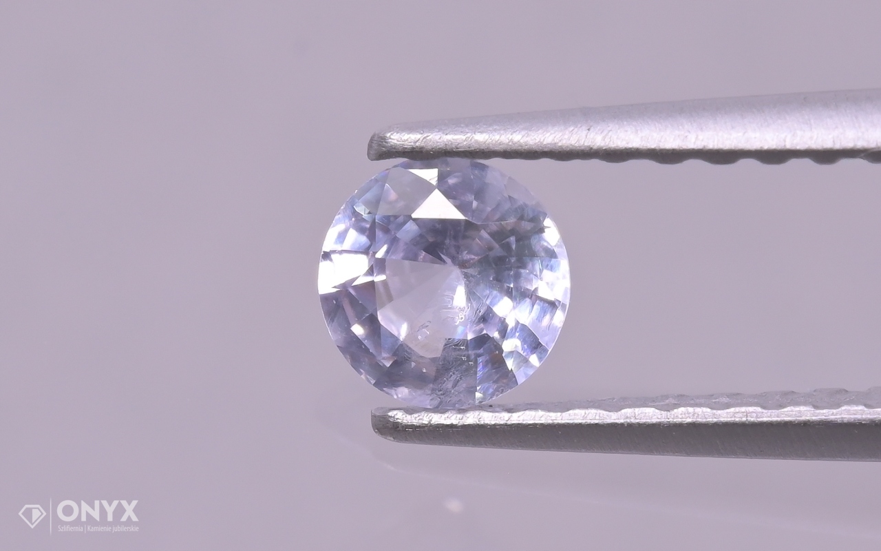 Fazetovaný safír kulatý fi 4 mm