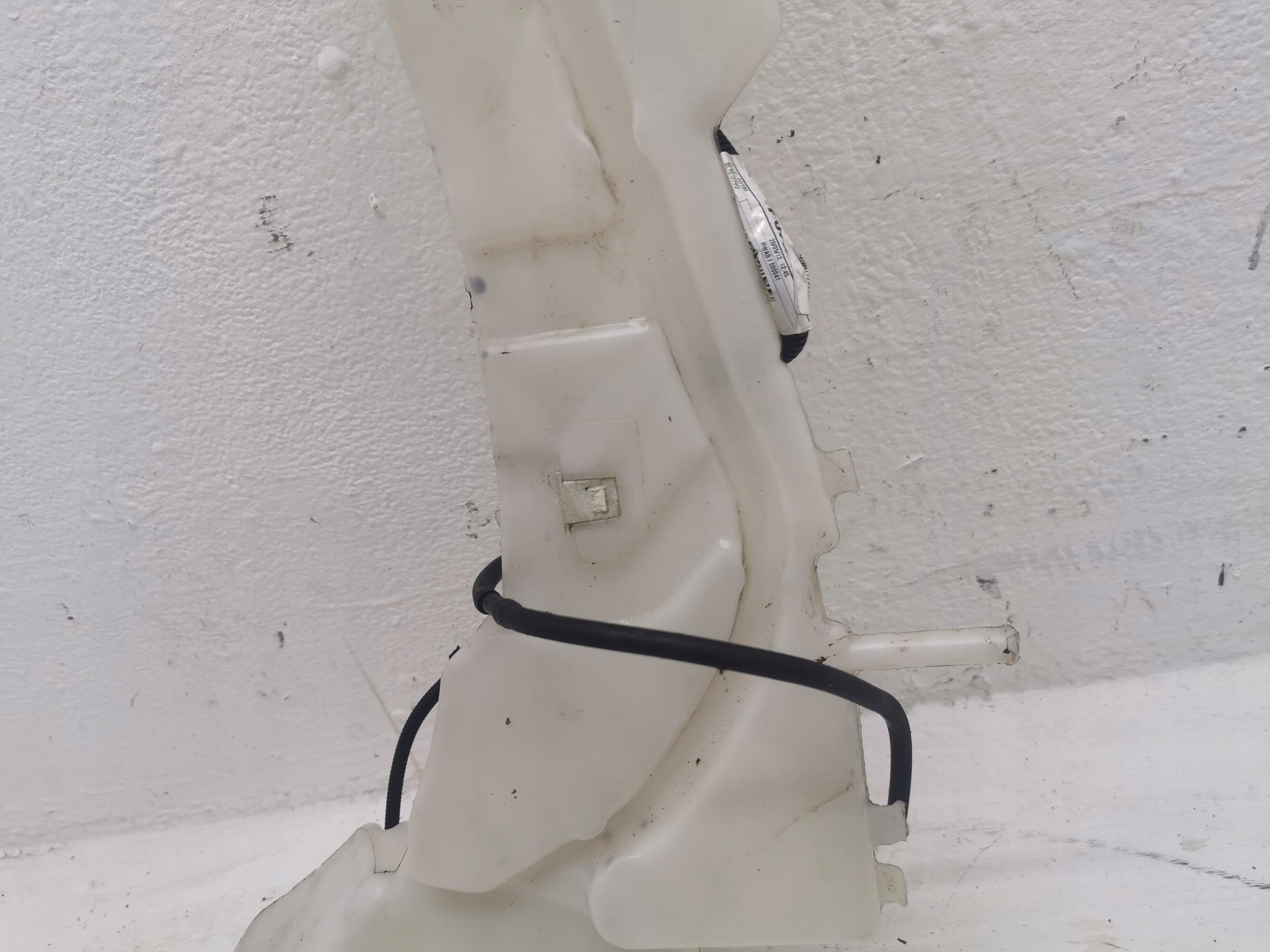 Behälter Spritzdüse FORD KUGA MK1 3M51-13K163-A