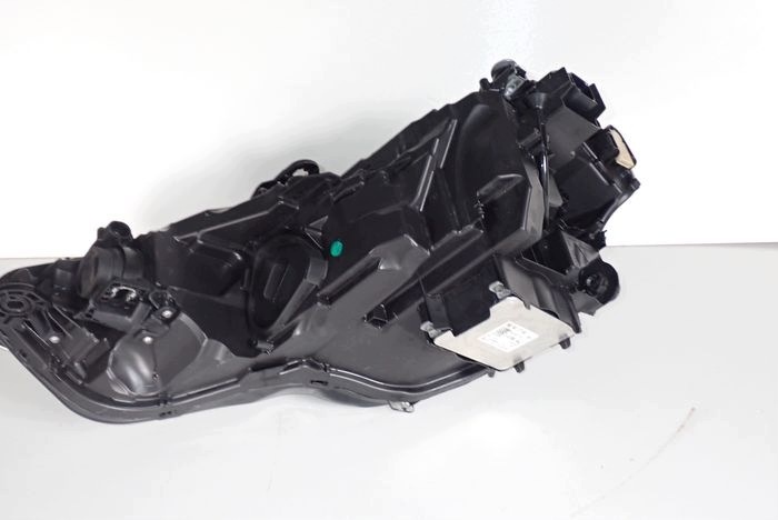 VOLVO XC60 II FULL LED LIFT 21- reflektor right light right 8B3941012K