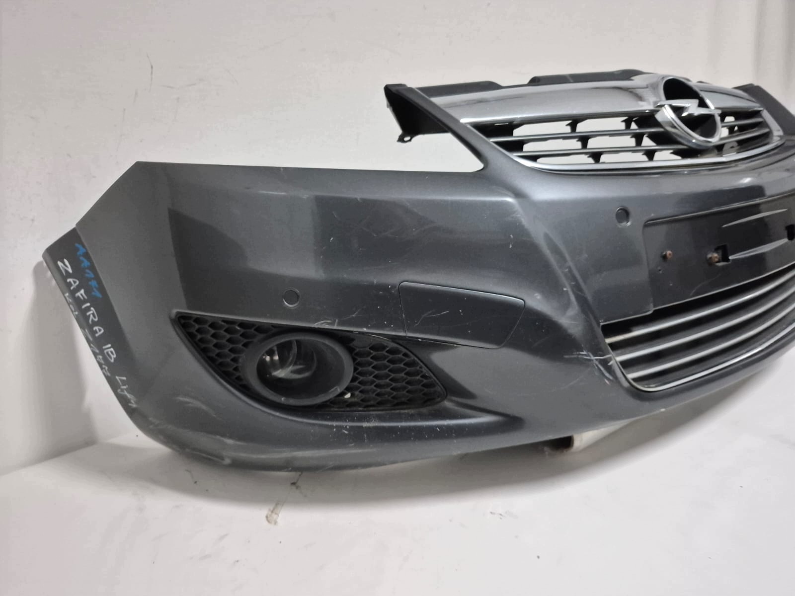 OPEL ZAFIRA B LIFT 08- bumper front front 4XPDC 325769024 LAK.Z177