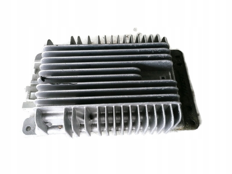 ХАММЕР H2 02-09 УСИЛИТЕЛЬ ГОЛЫЙ