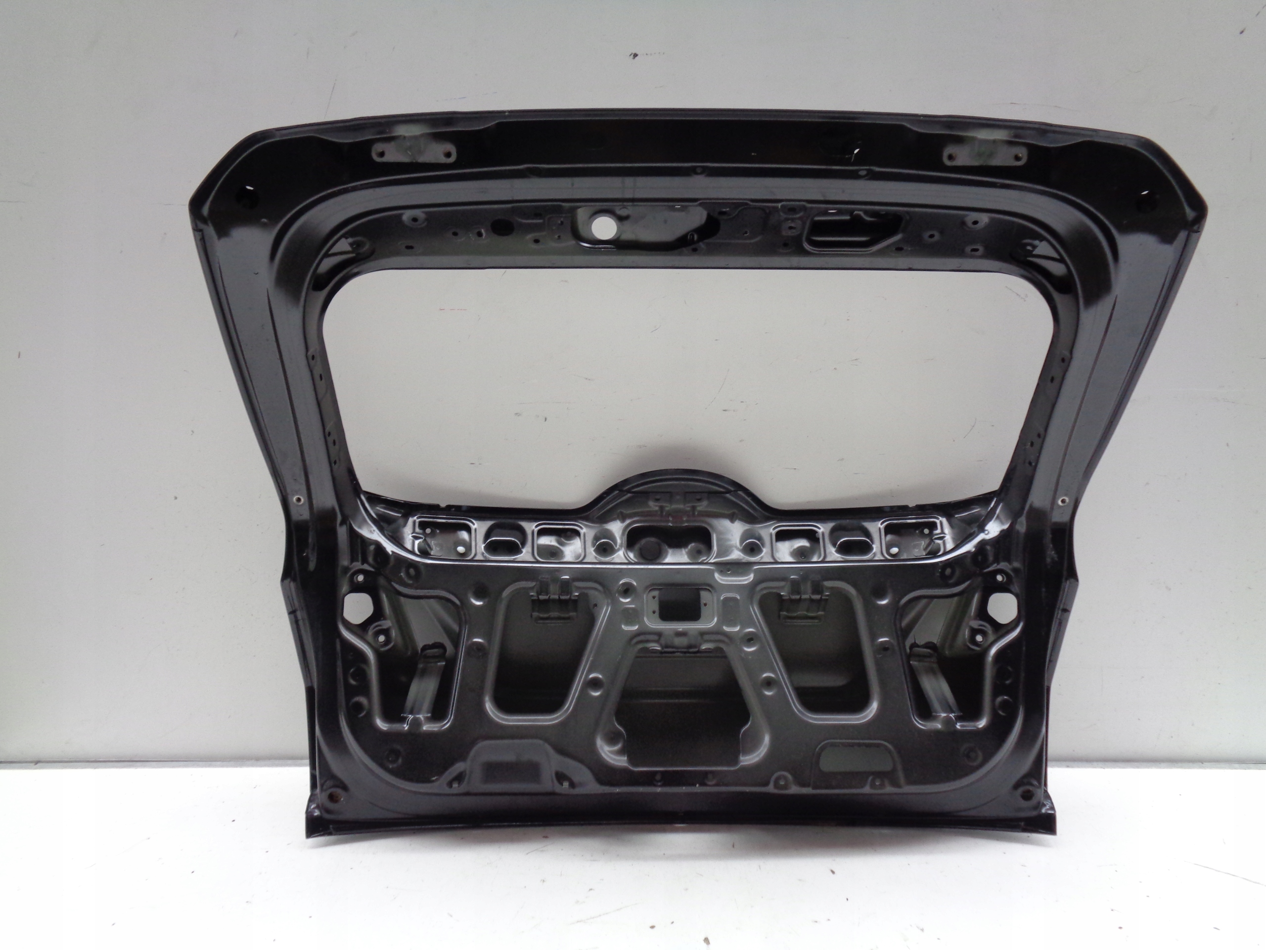 boot doors HYUNDAI TUCSON IV 20- NR 37043