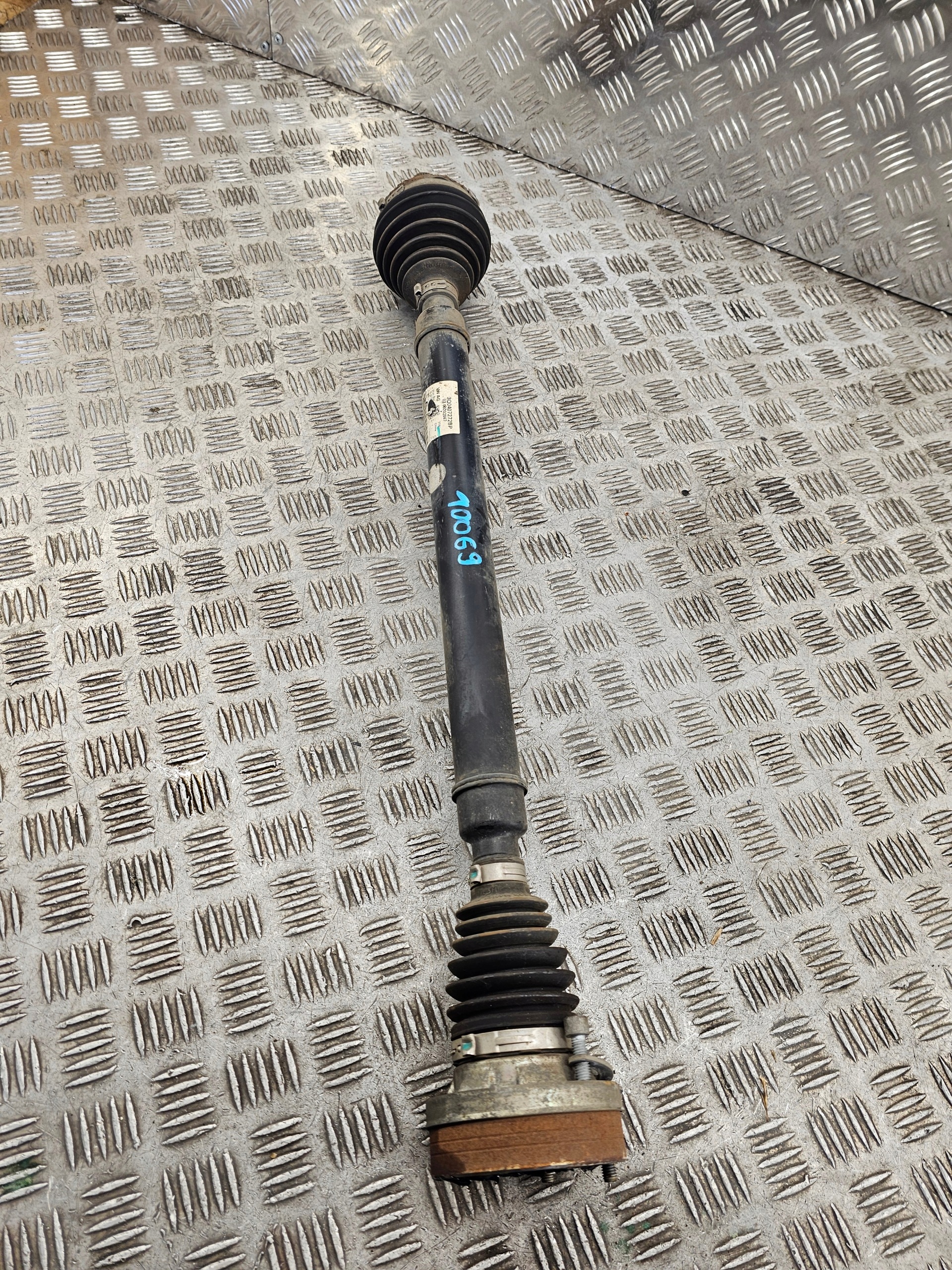 semi-axis right front right front VW PASSAT B8 1.6 TDI 3Q0407272BP