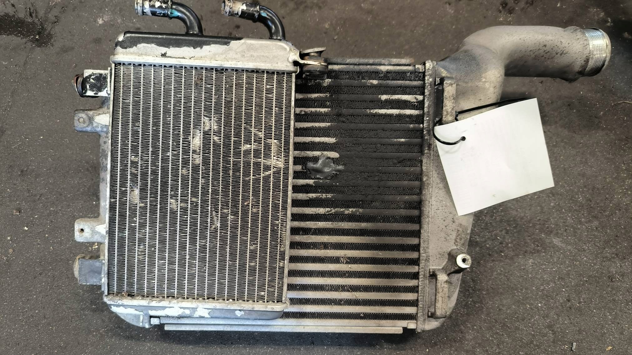 hűtő intercooler 6.0 TDI V12 AUDI Q7 és 4L LIFT