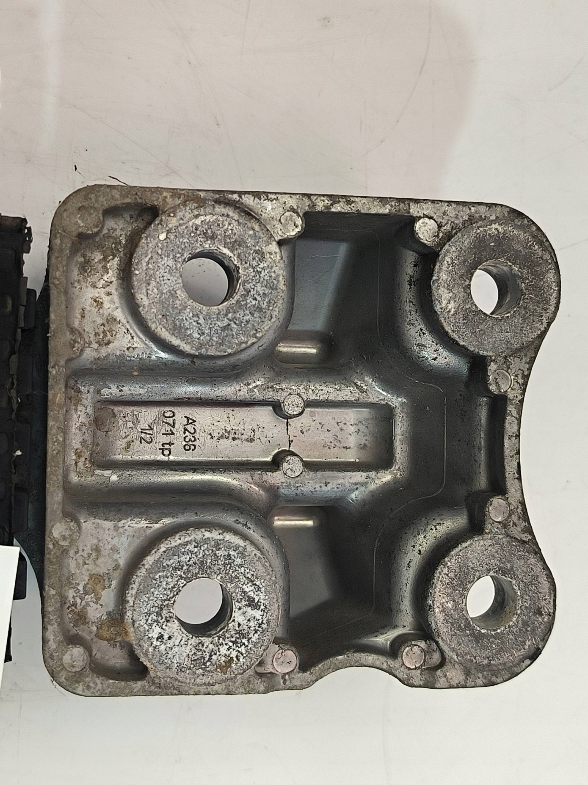 engine mount 01380043080 PEUGEOT BOXER III