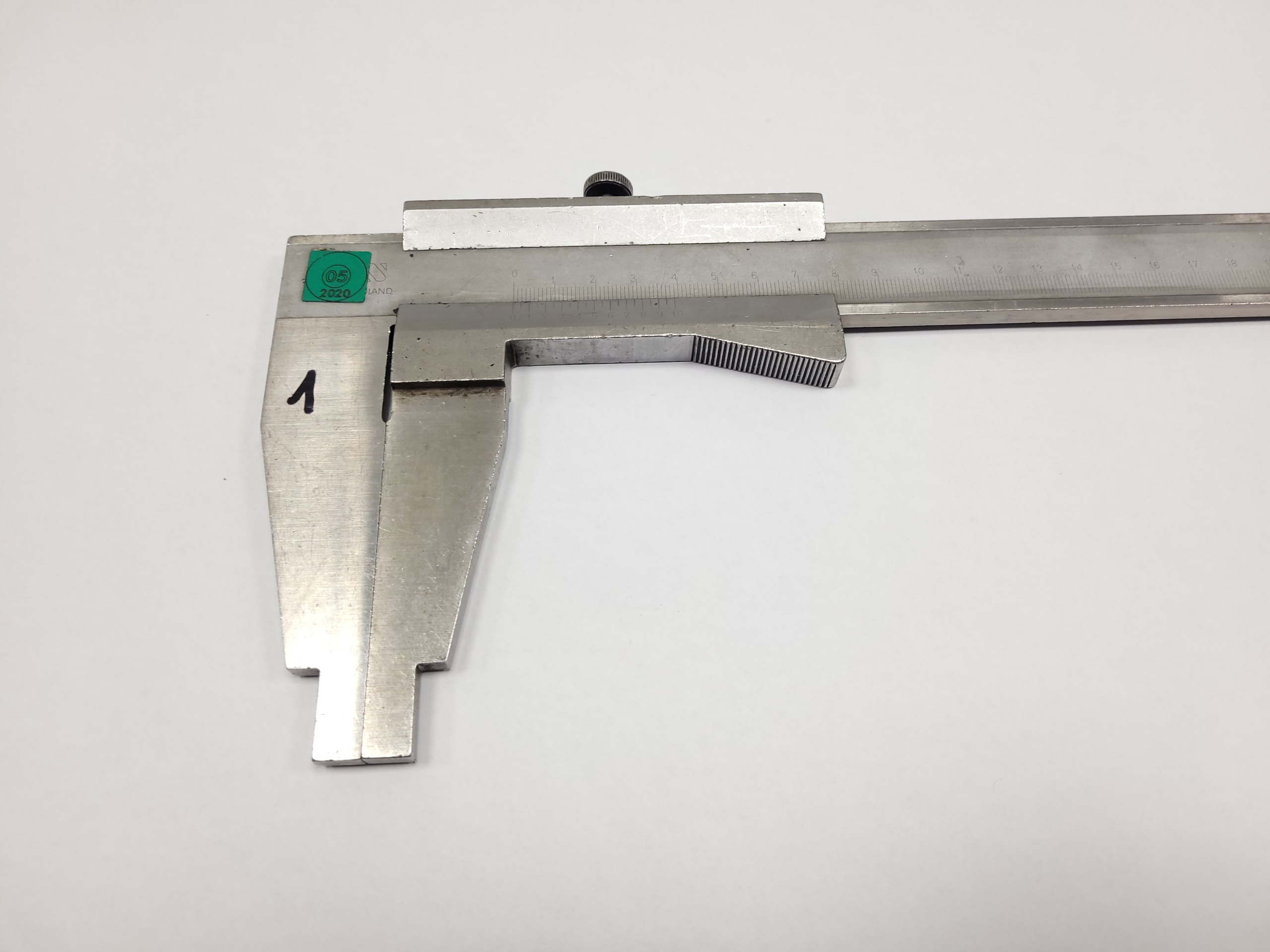 Suwmiarka 630 VIS 0,05mm EAN (GTIN) 5905815035108