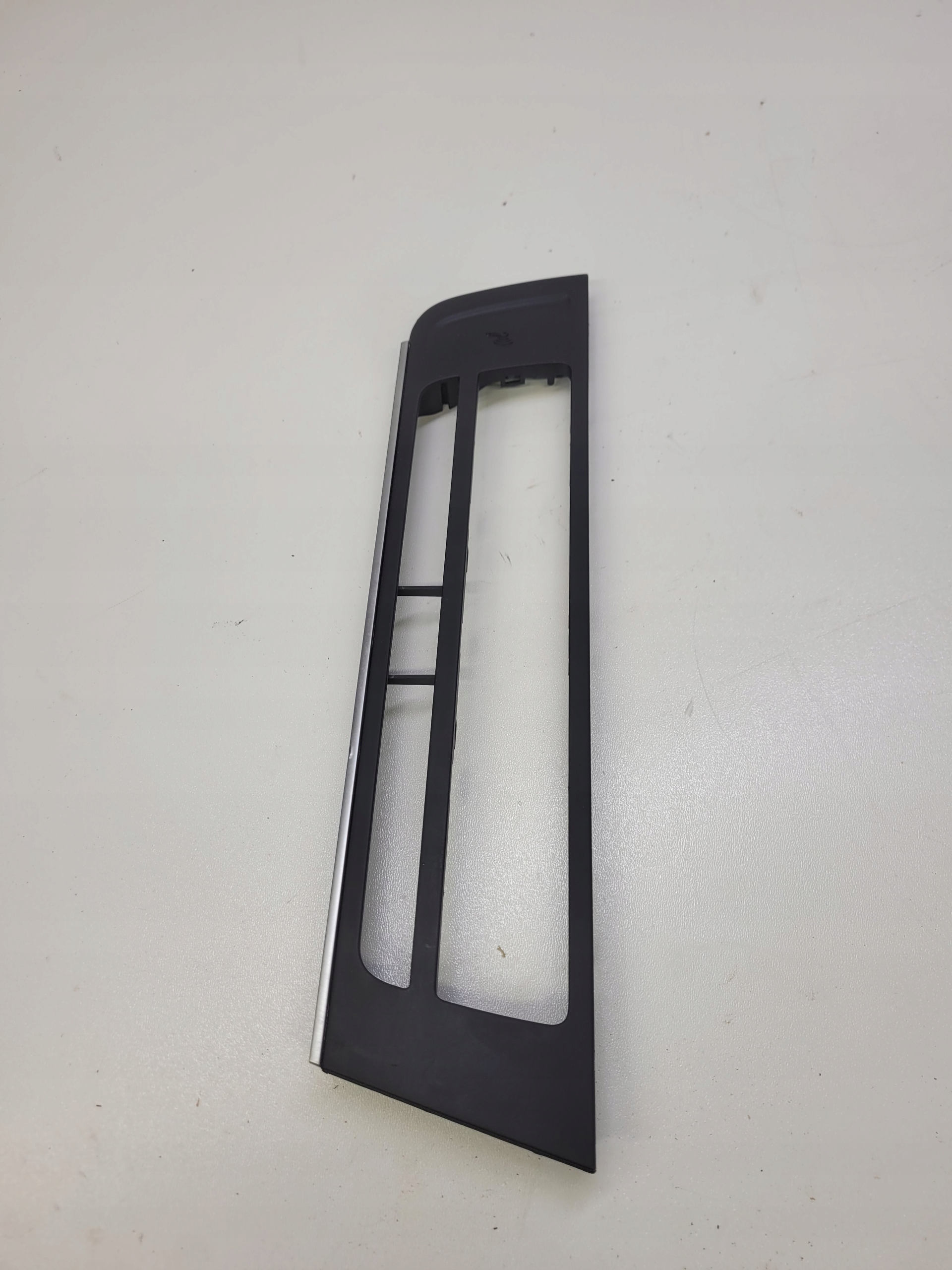 Blende Abdeckung JEDNOSTKI MMI AUDI A6 C7 A7 4G1863263B