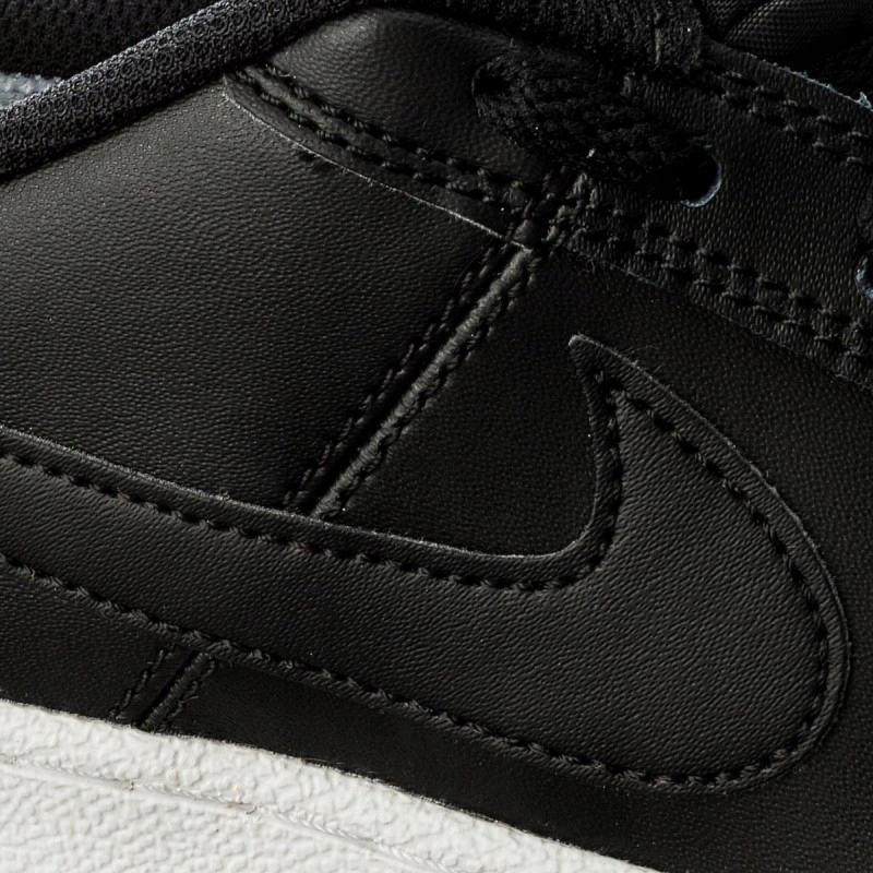 BUTY DAMSKIE SPORTOWE SKÓRZANE NIKE COURT ROYALE Rozmiar 40